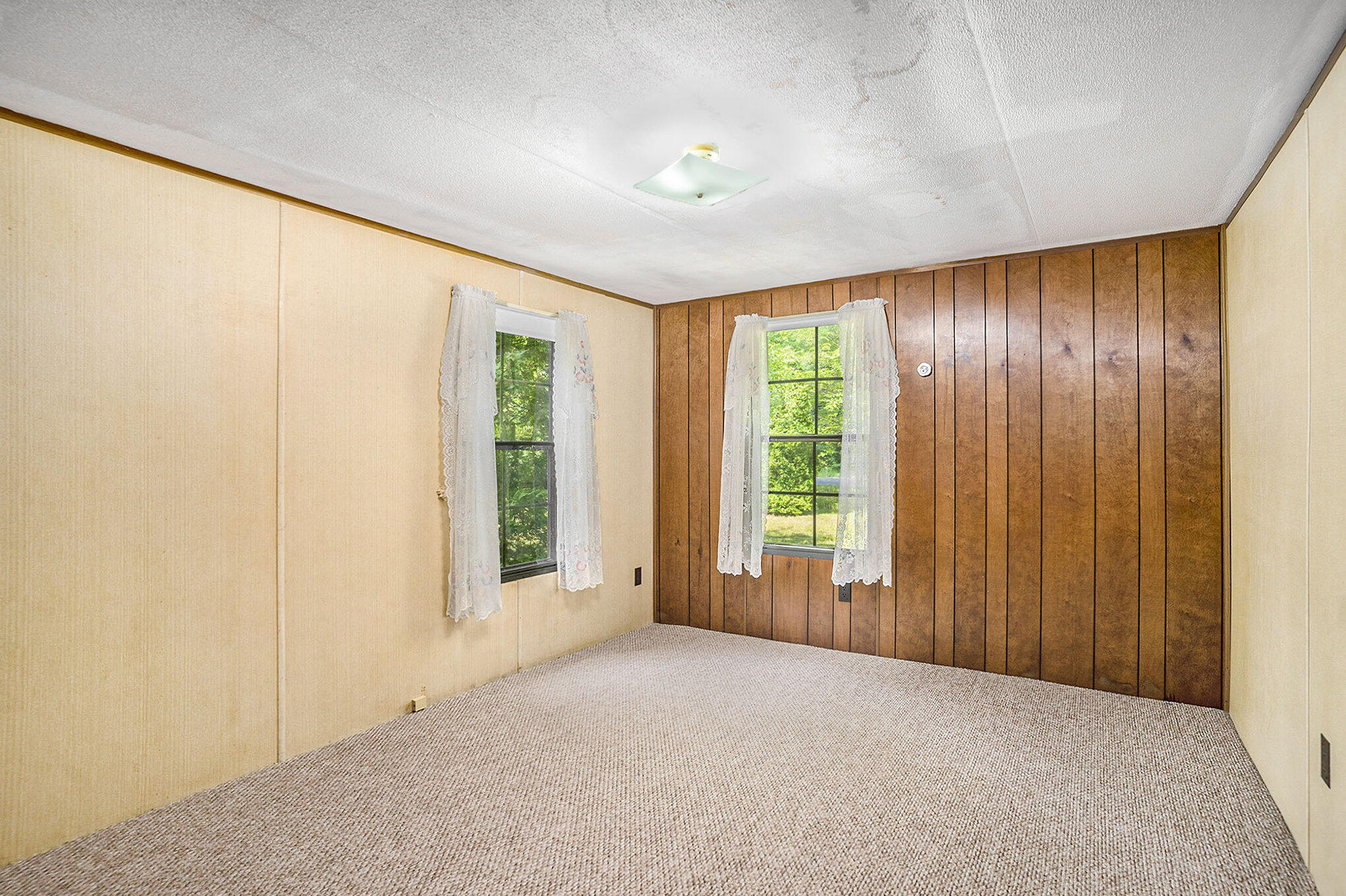 3737 Cloverville Road