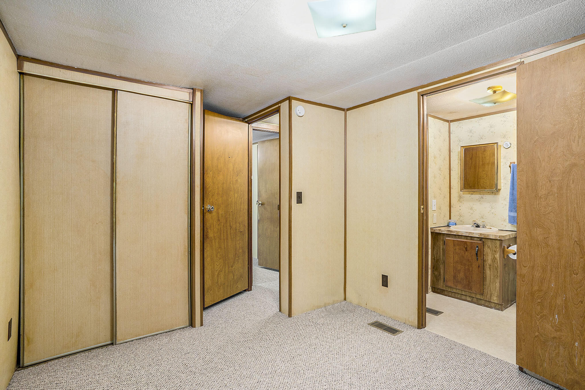 3737 Cloverville Road