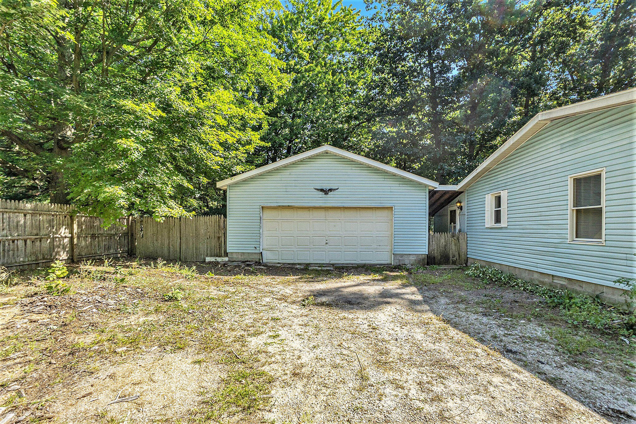 1450 N Peterson Road