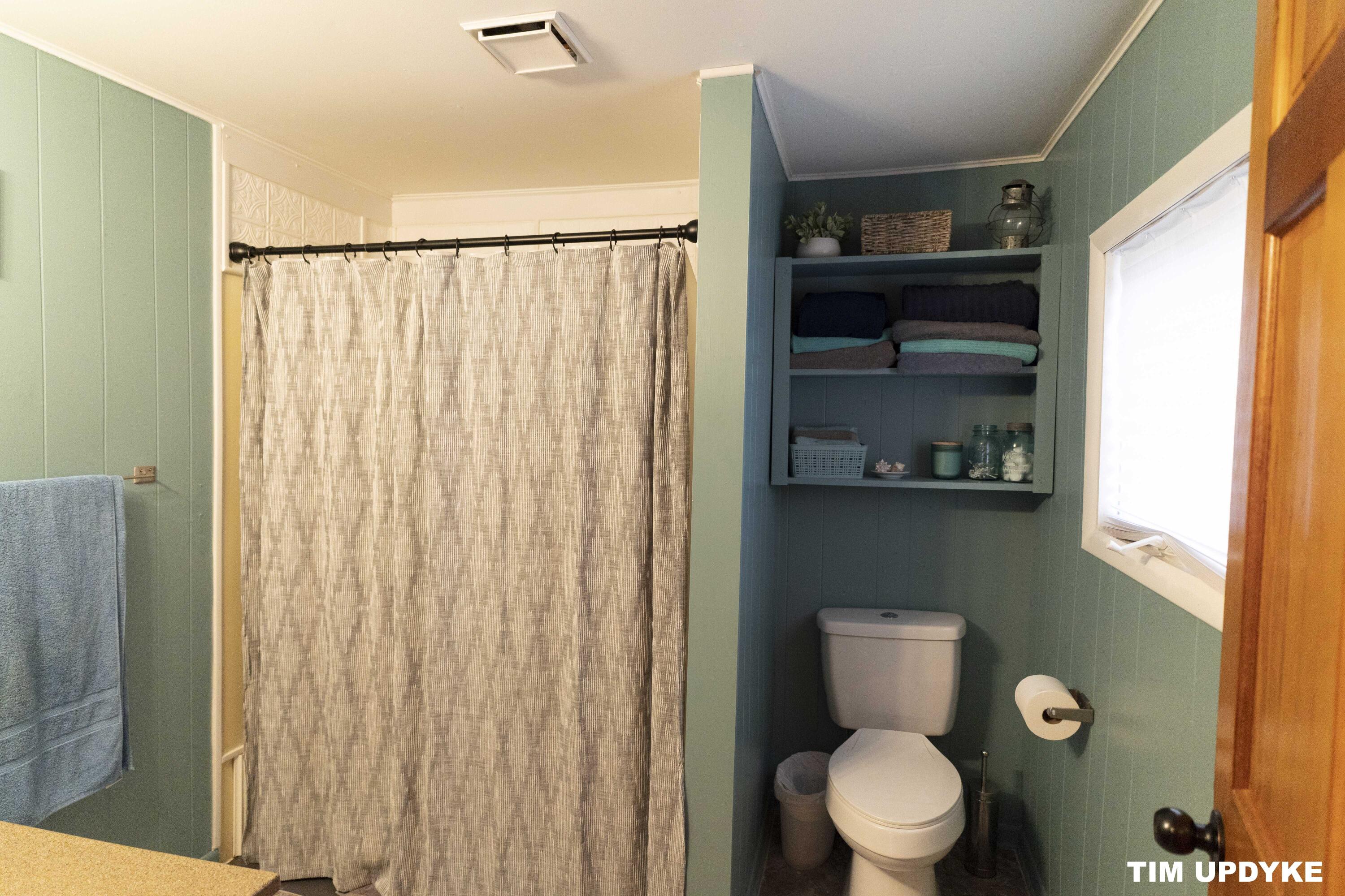 4946 Onsikamme Street