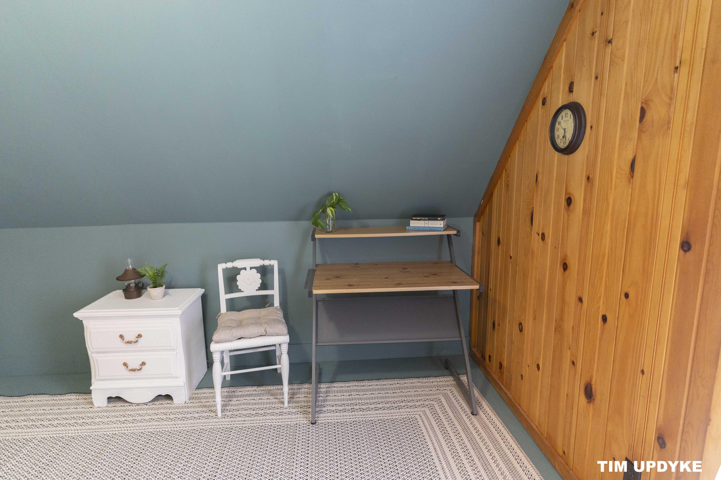 4946 Onsikamme Street