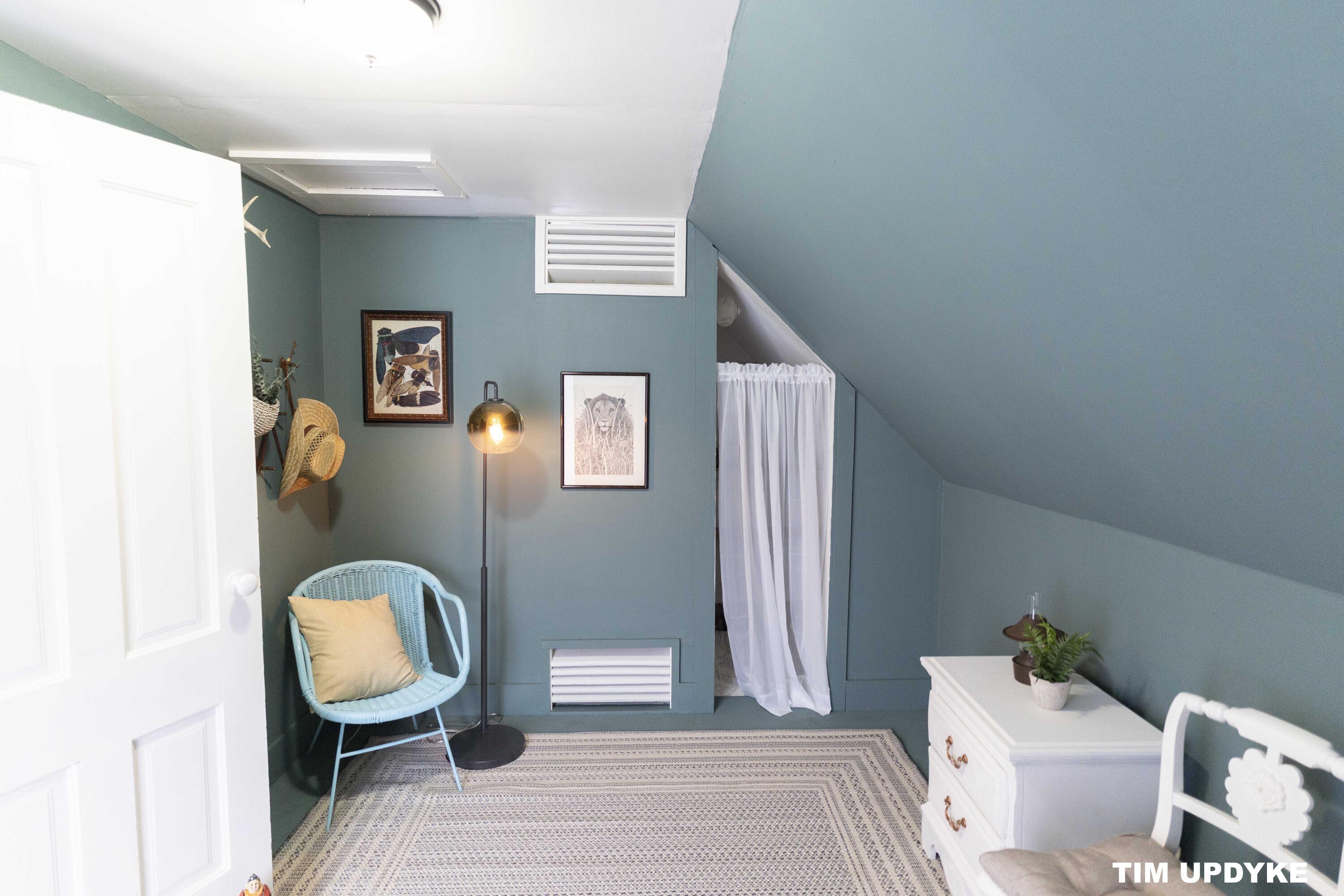 4946 Onsikamme Street