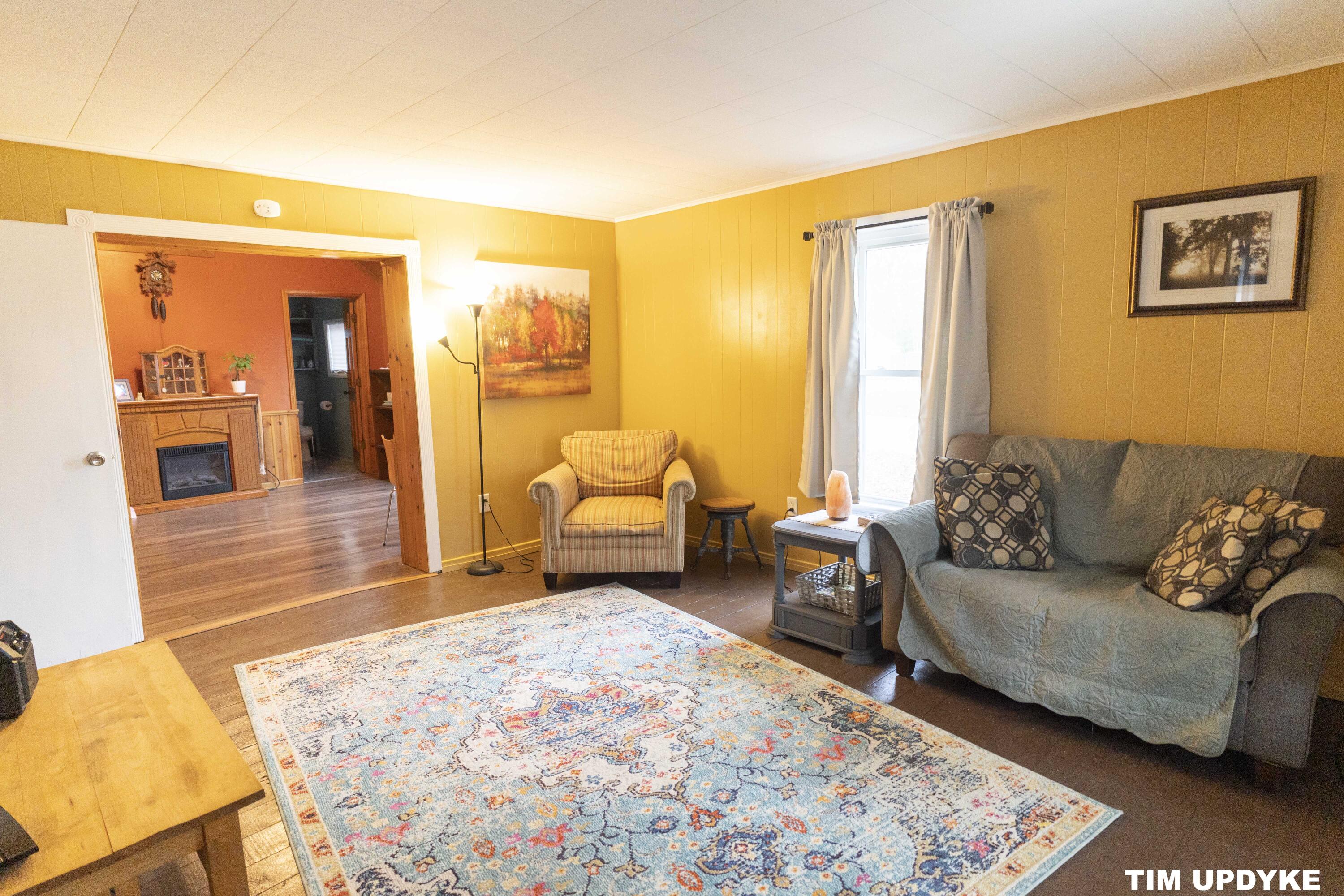 4946 Onsikamme Street