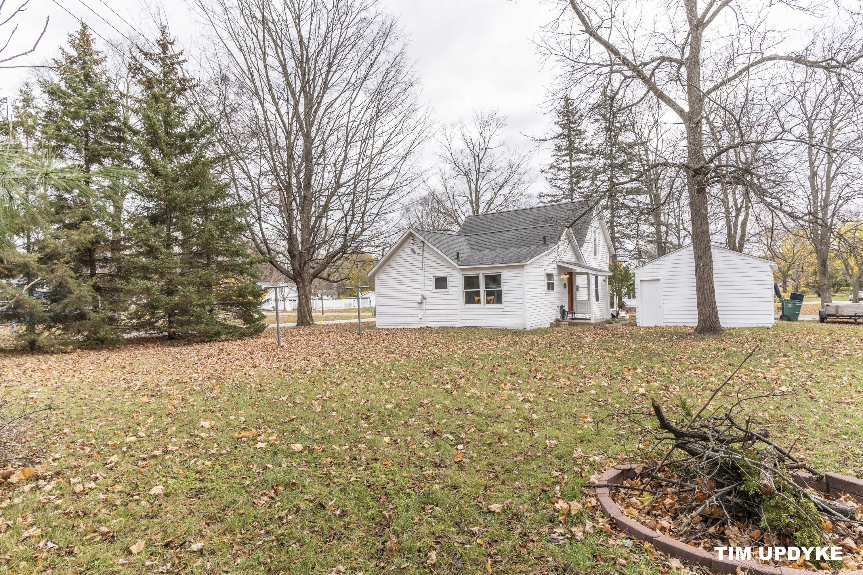 4946 Onsikamme Street