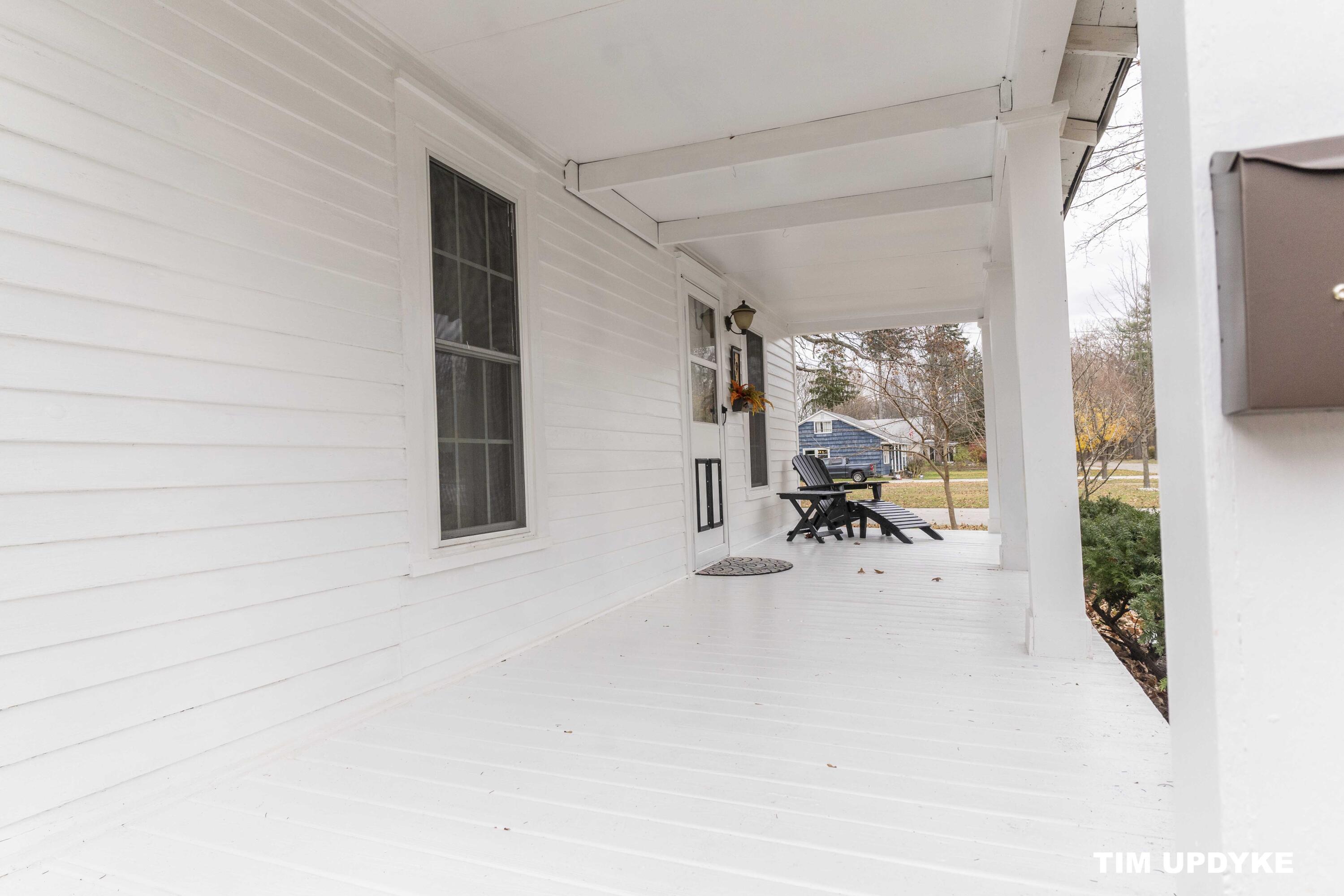 4946 Onsikamme Street