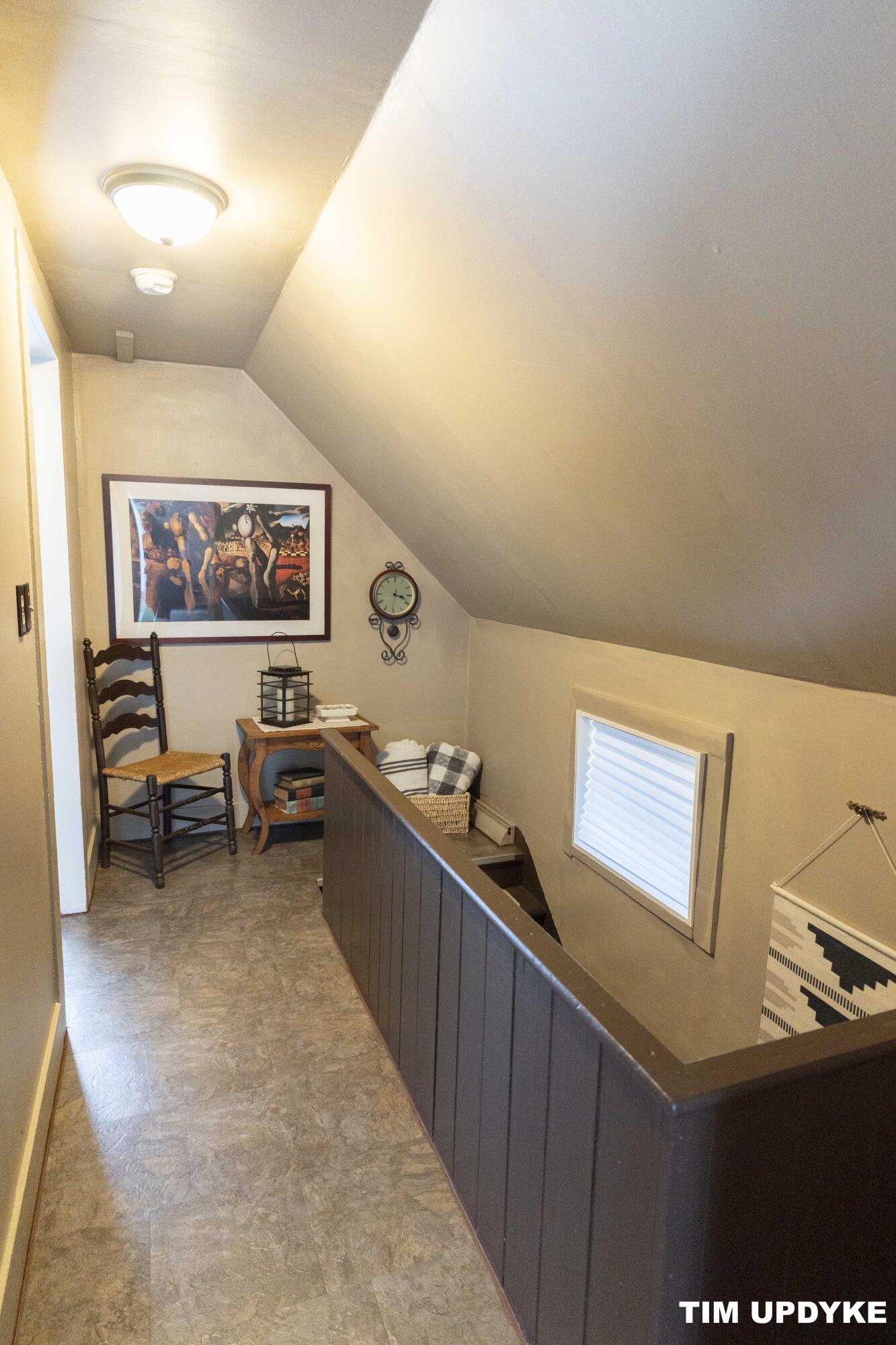 4946 Onsikamme Street