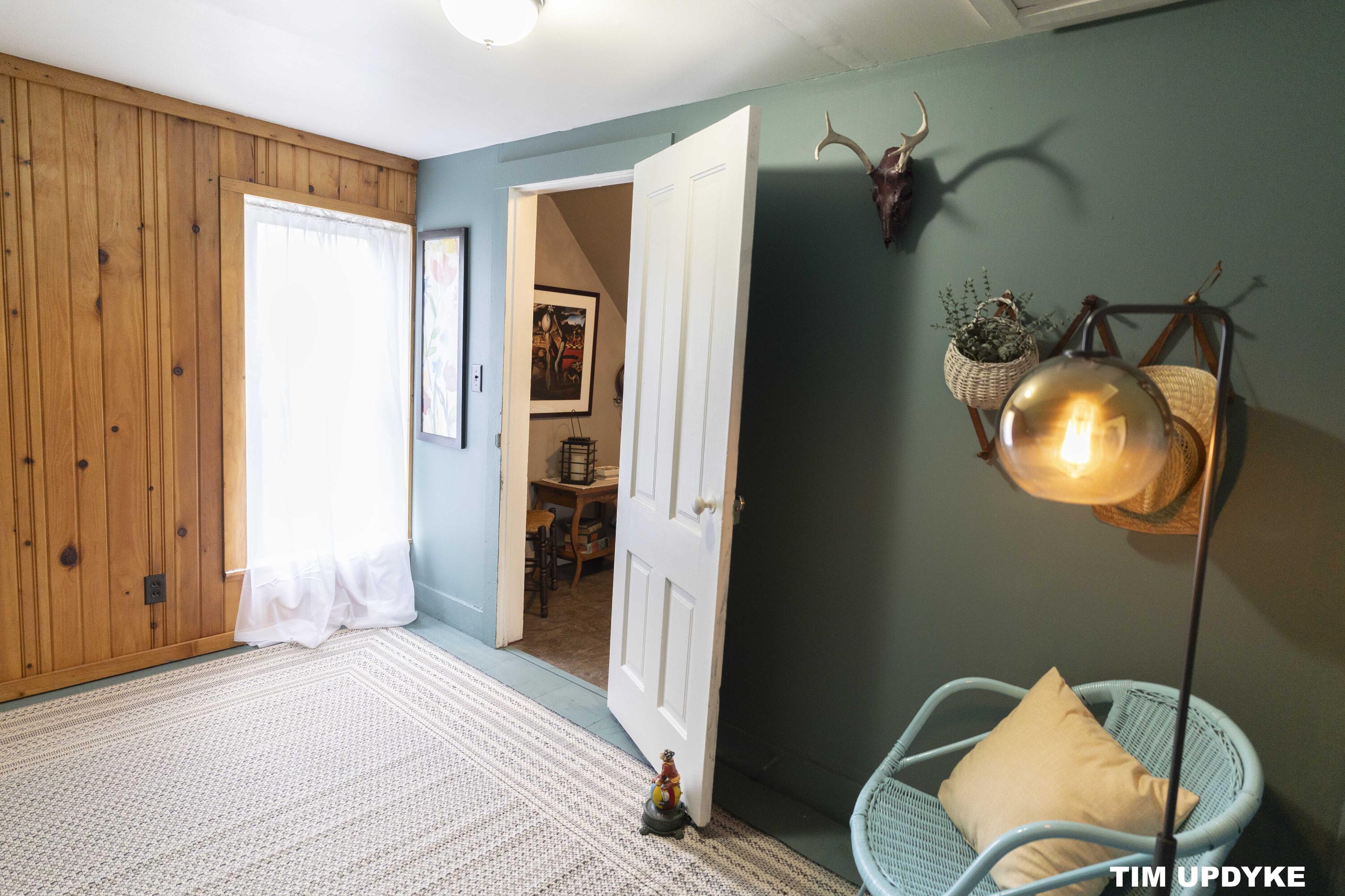 4946 Onsikamme Street