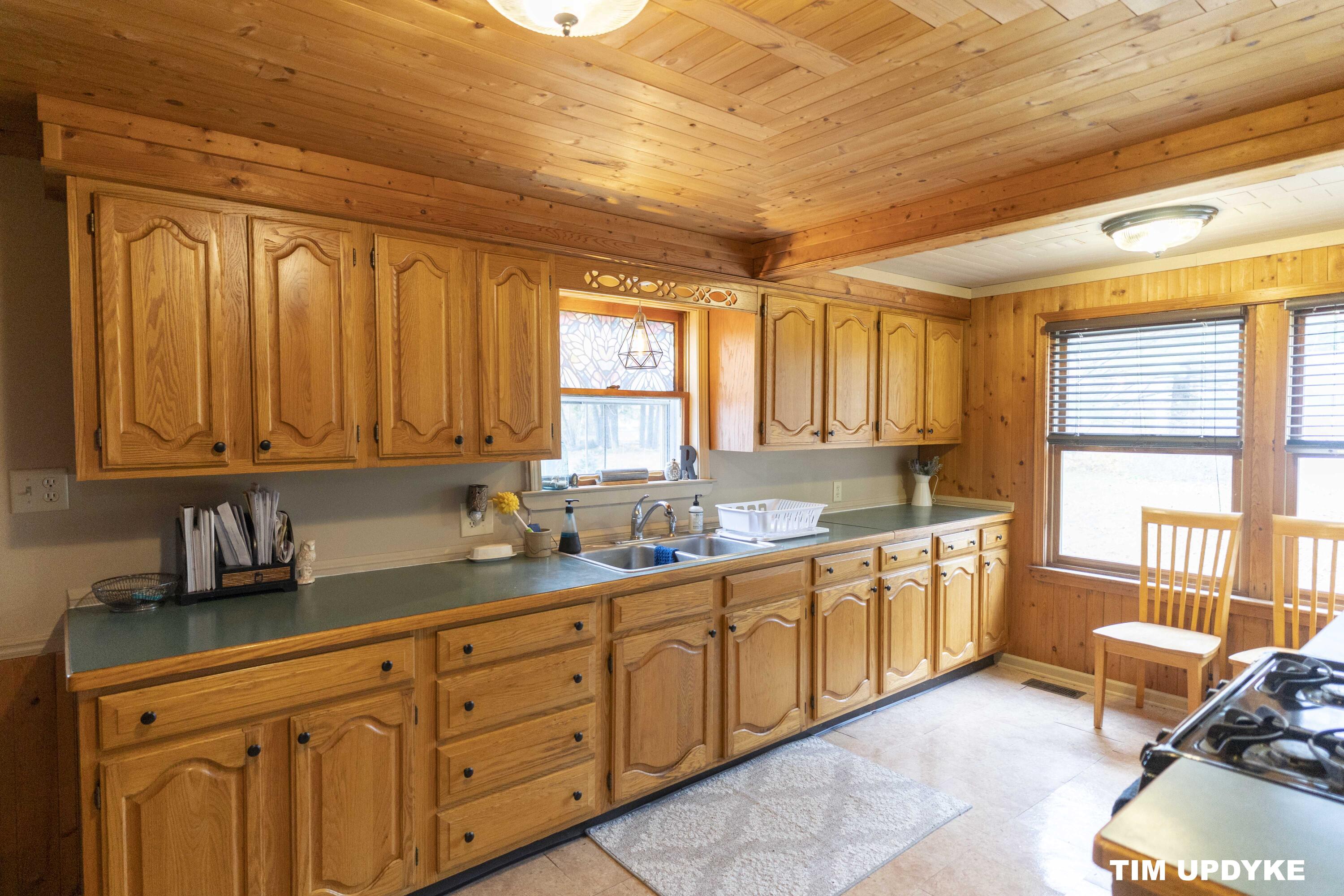 4946 Onsikamme Street