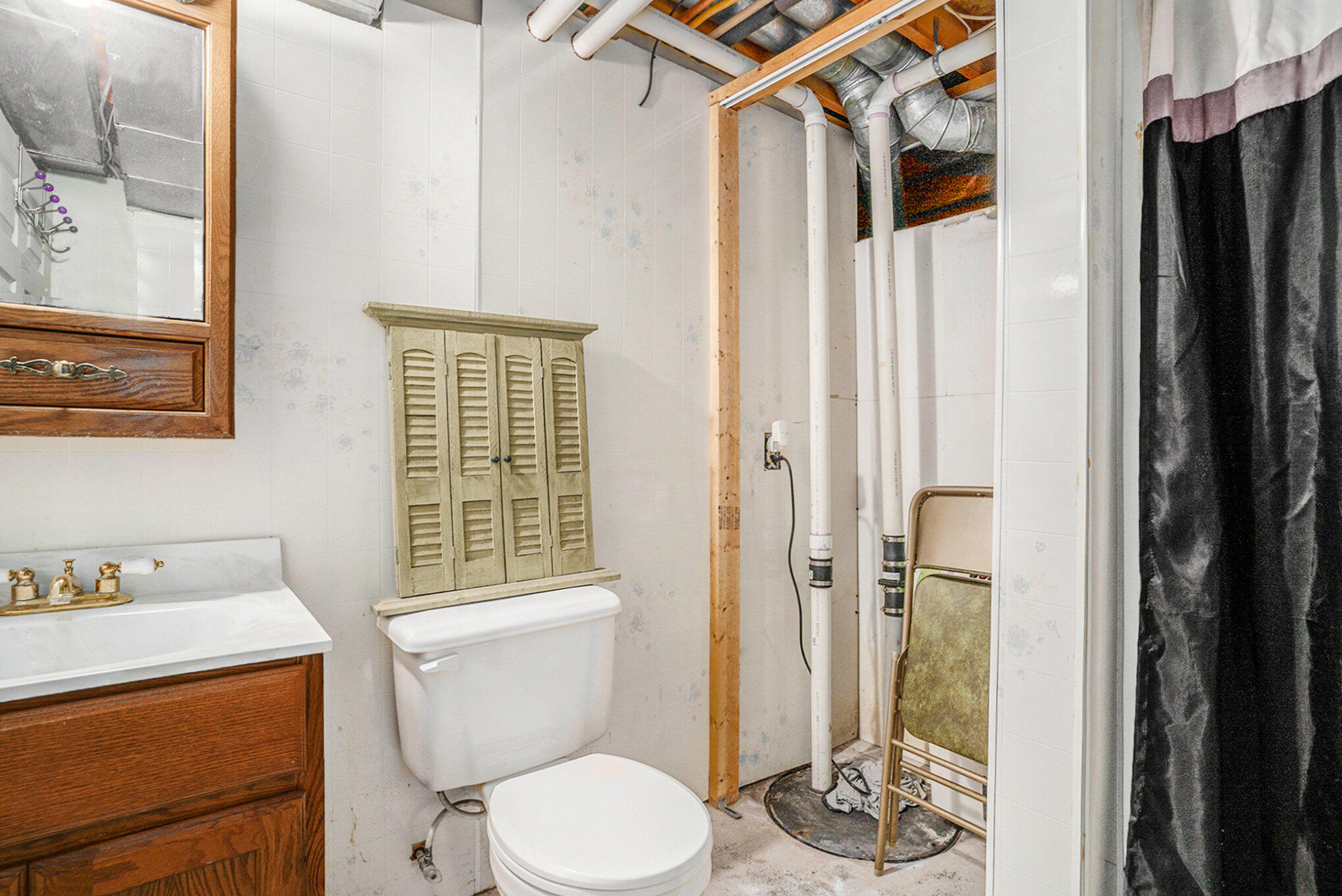 1244 N Robinhood Drive