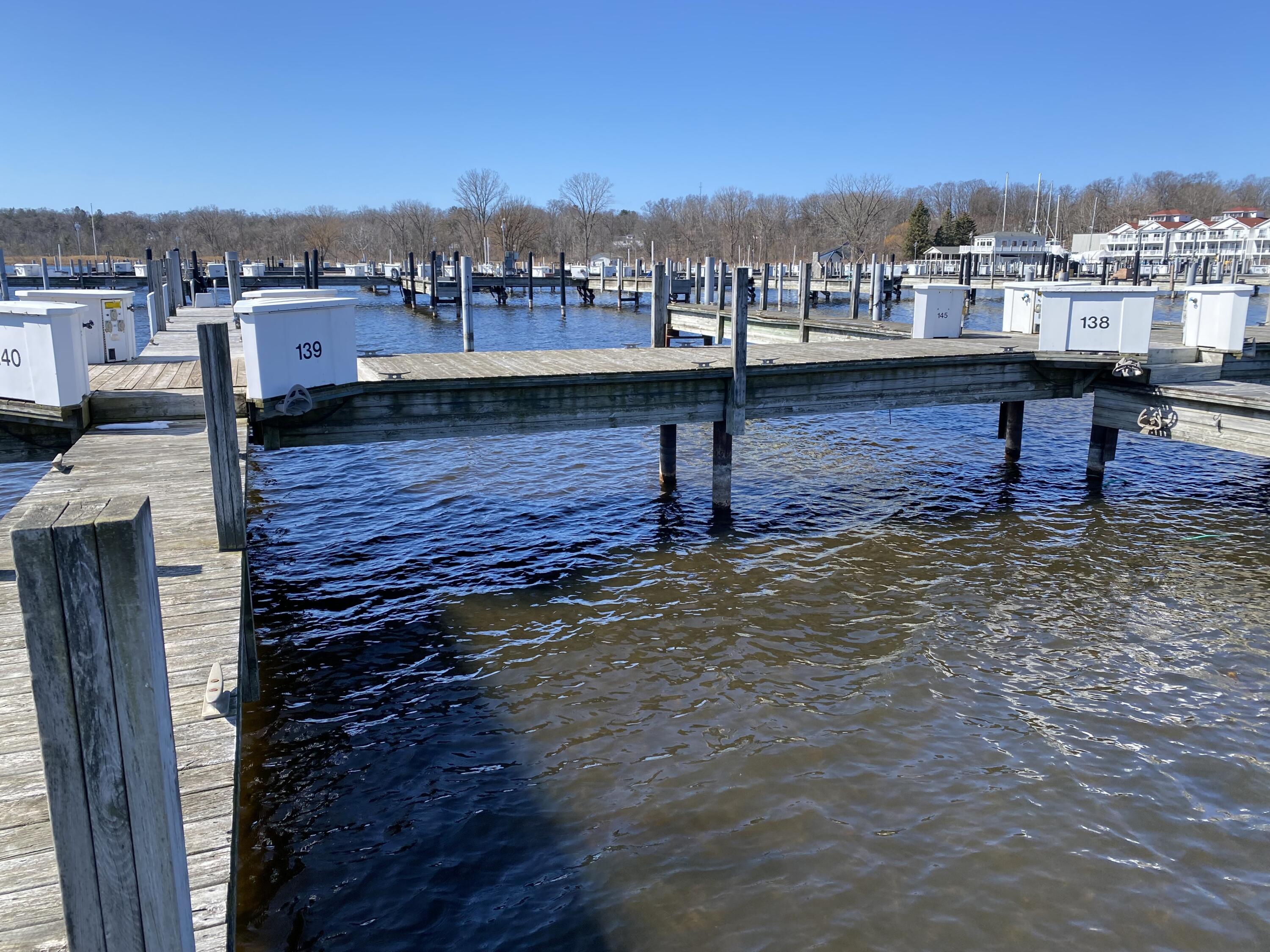 8572 Ellenwood Drive, Dock A Slip 139