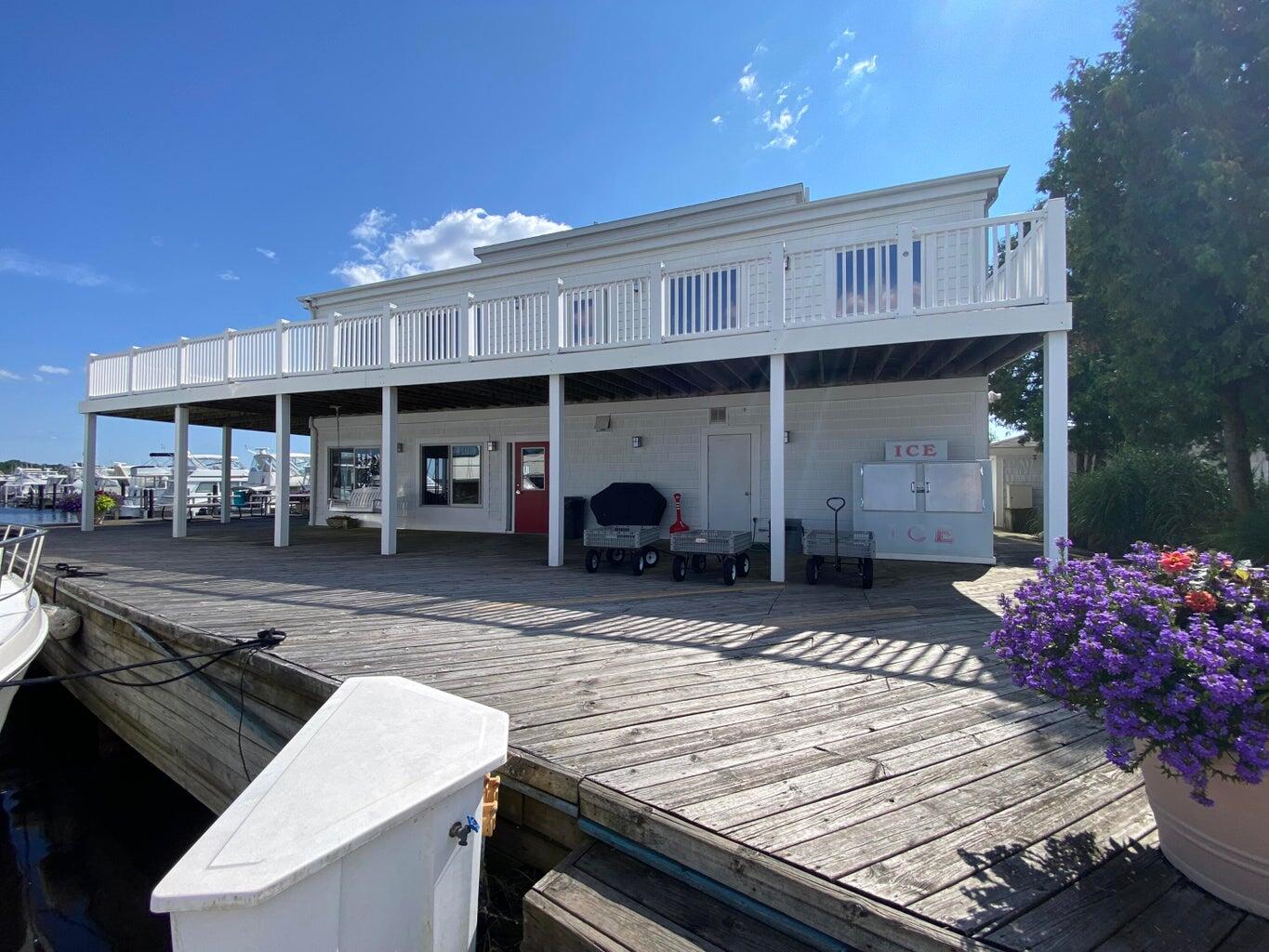 8572 Ellenwood Drive, Dock A Slip 139