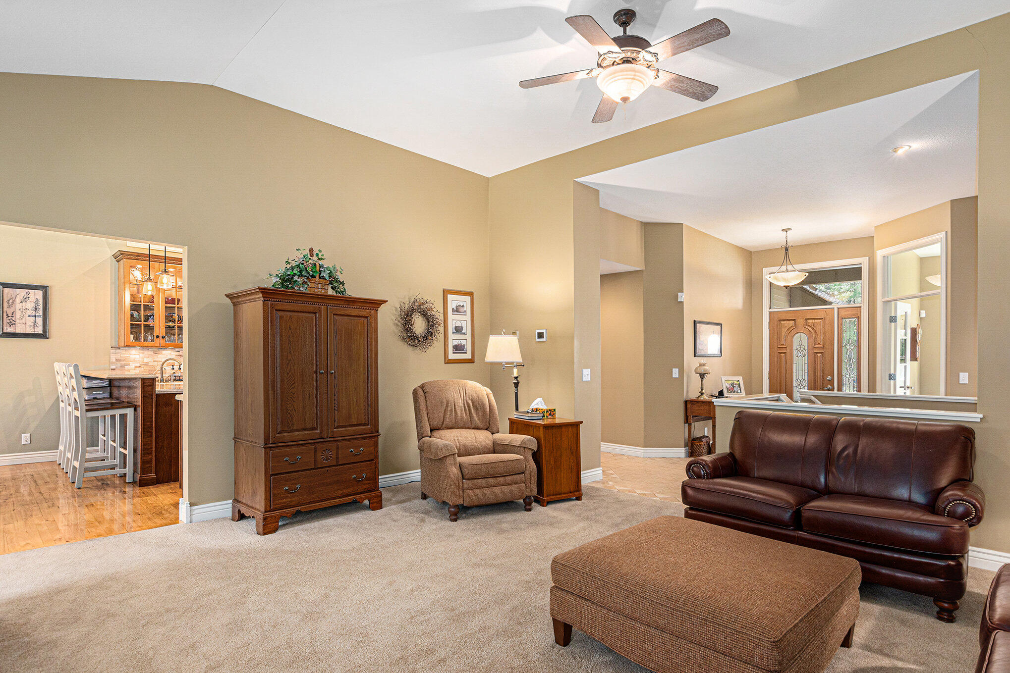 999 Holton Whitehall Road