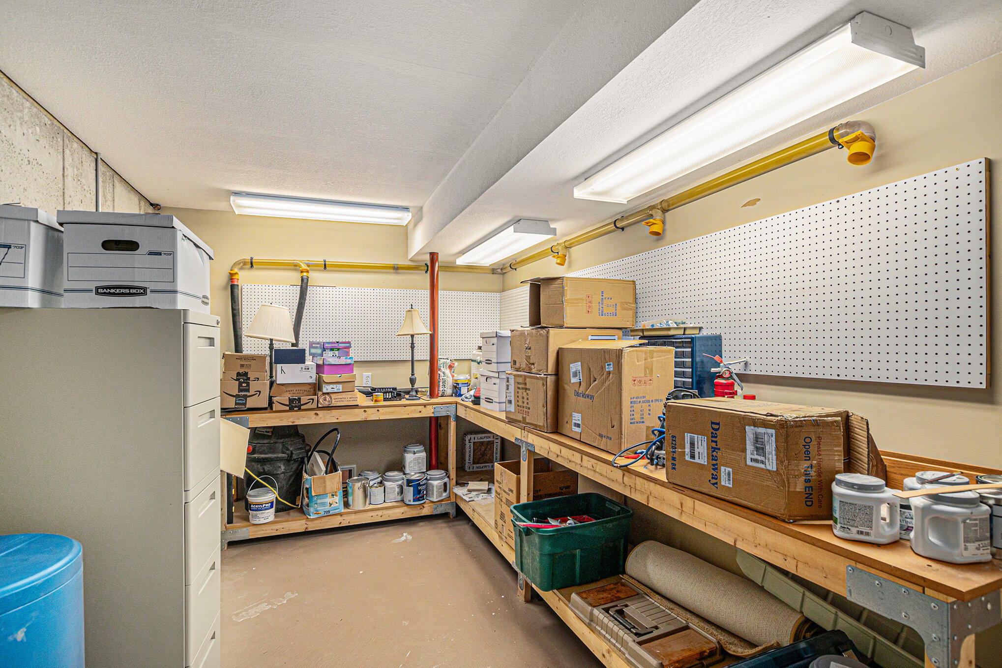 999 Holton Whitehall Road