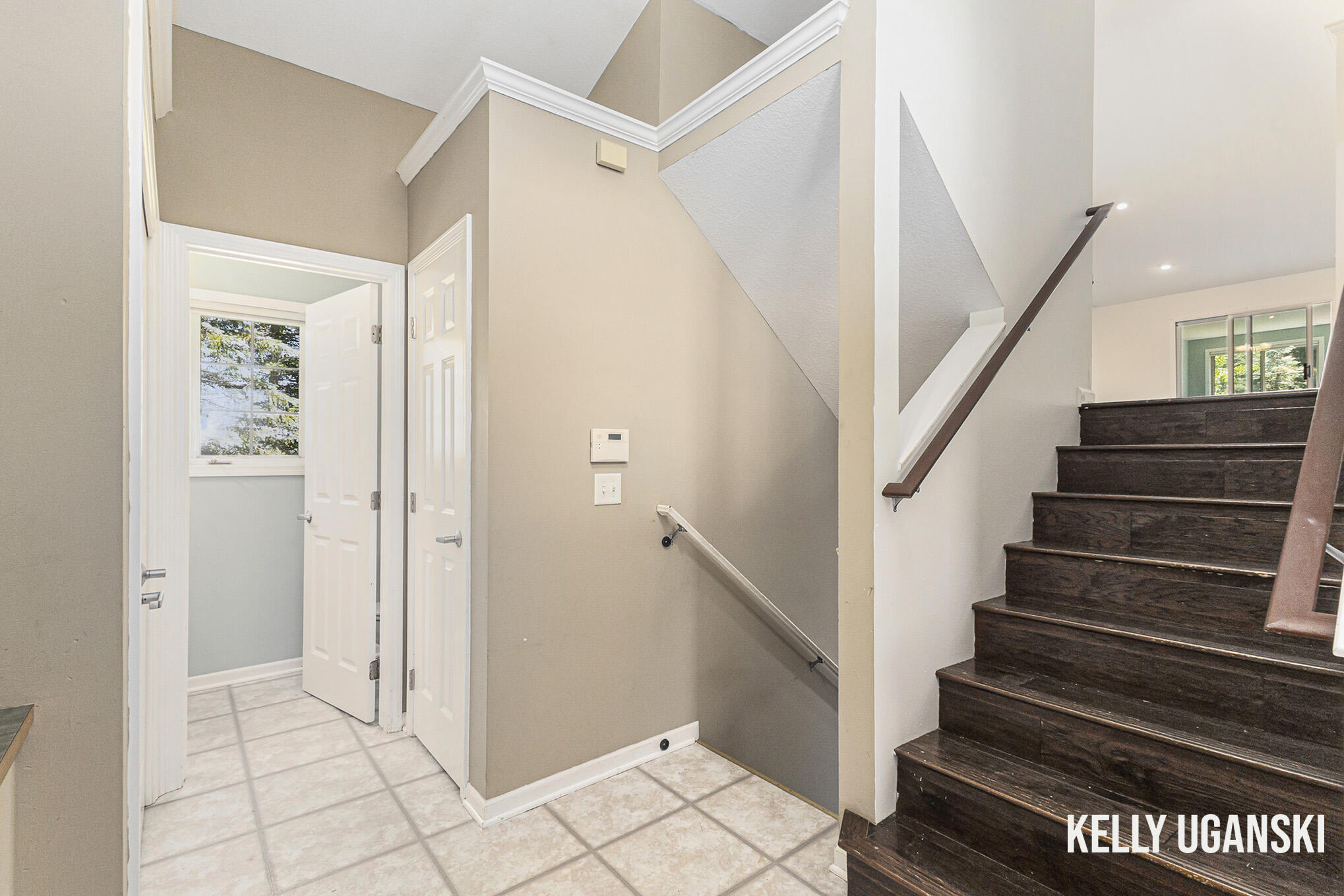 1201 S Timberview Drive