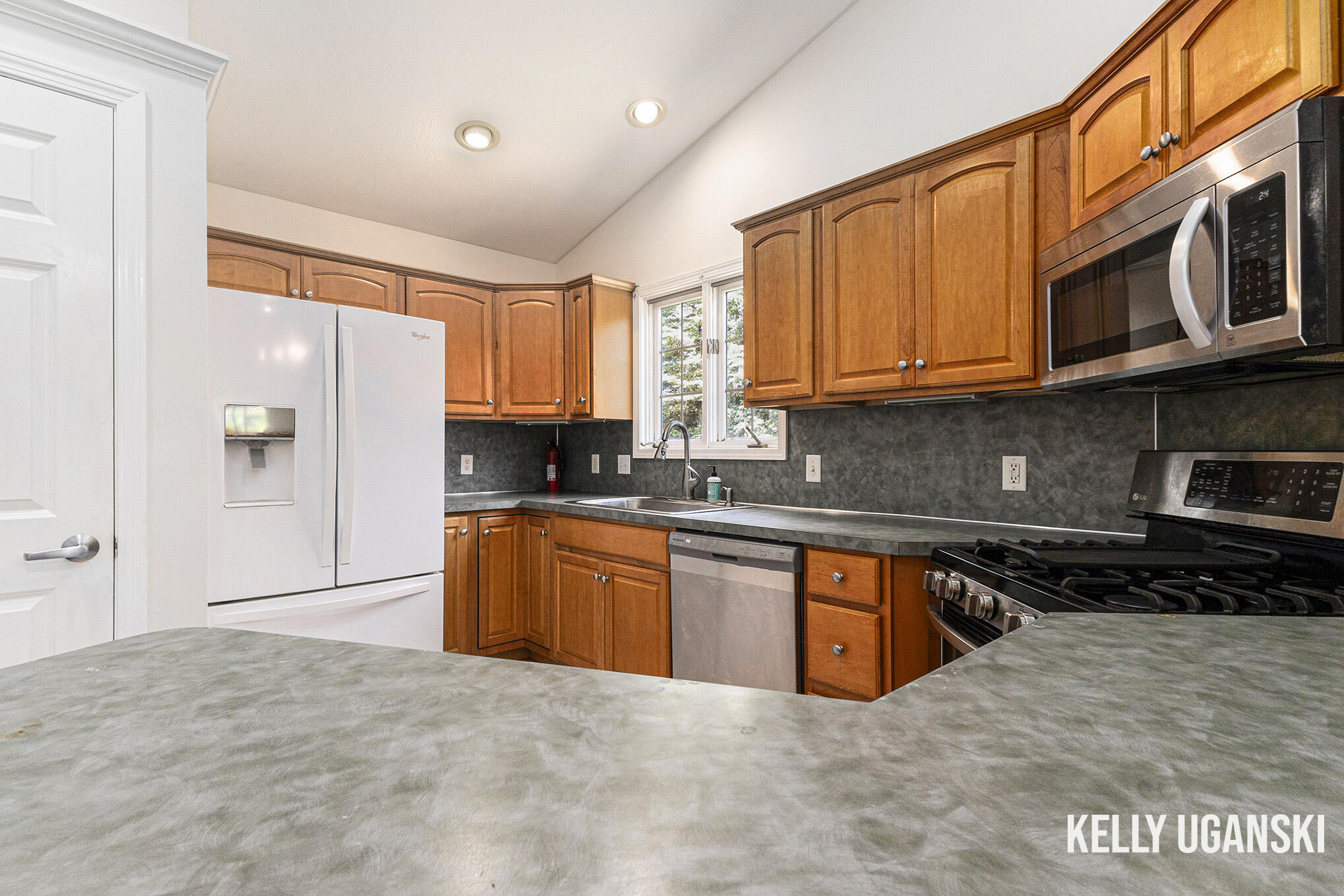 1201 S Timberview Drive