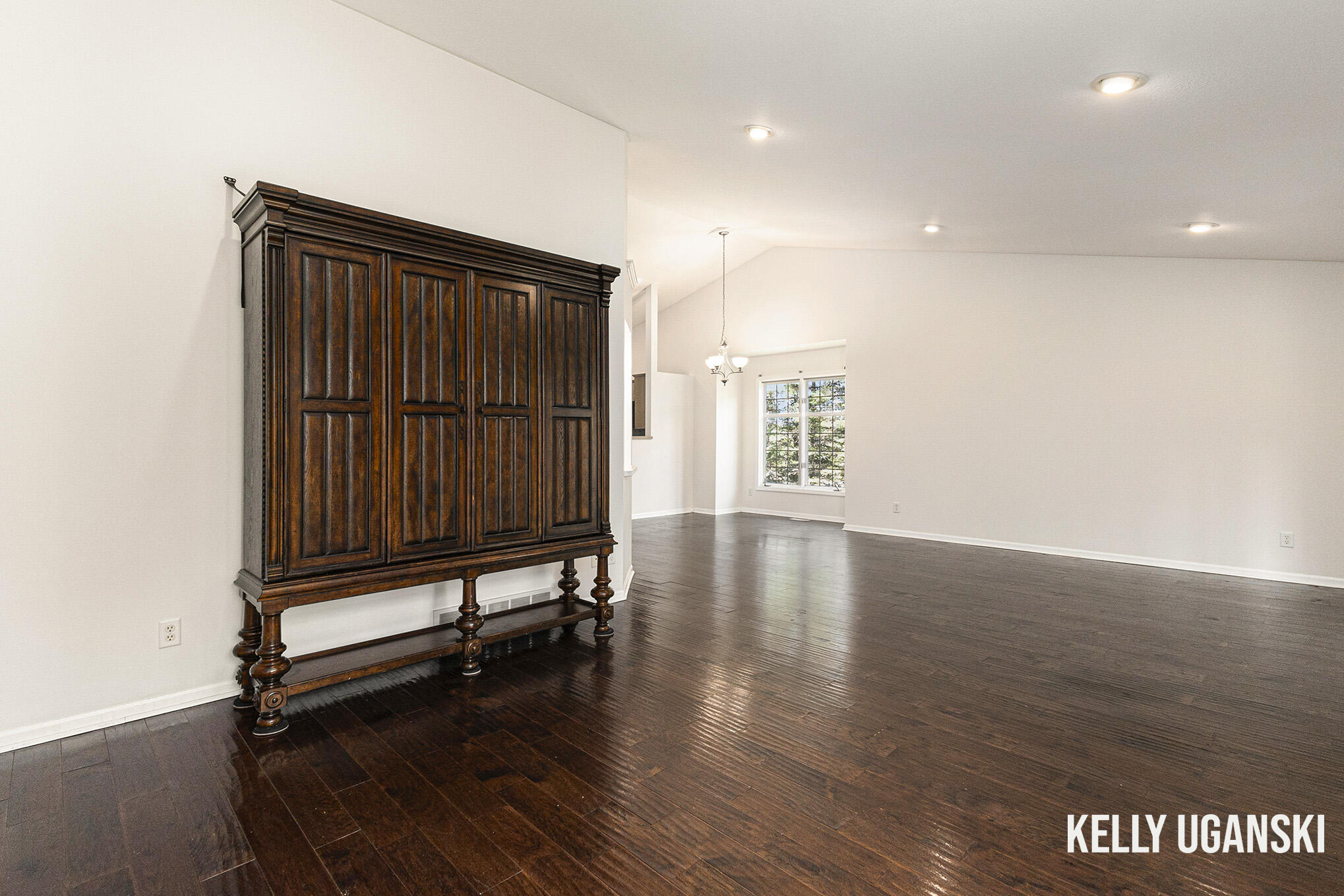 1201 S Timberview Drive