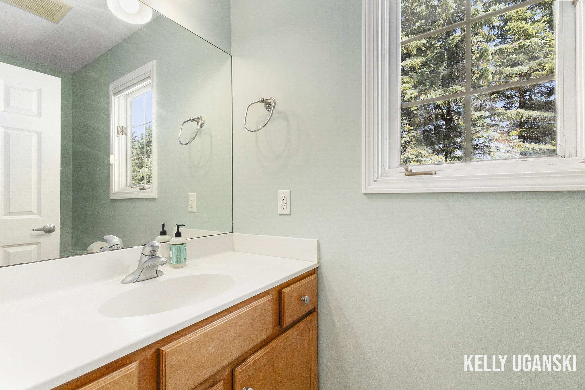 1201 S Timberview Drive