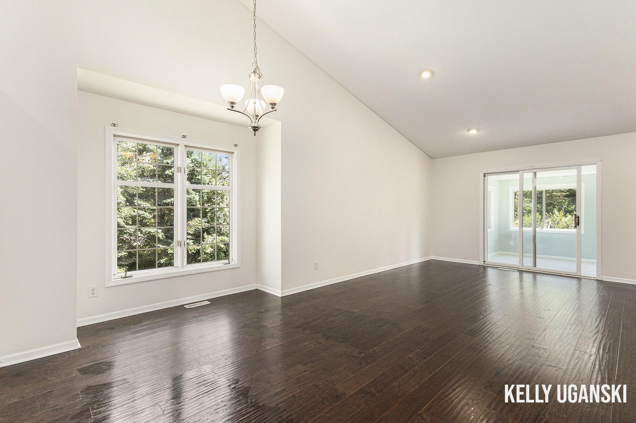 1201 S Timberview Drive