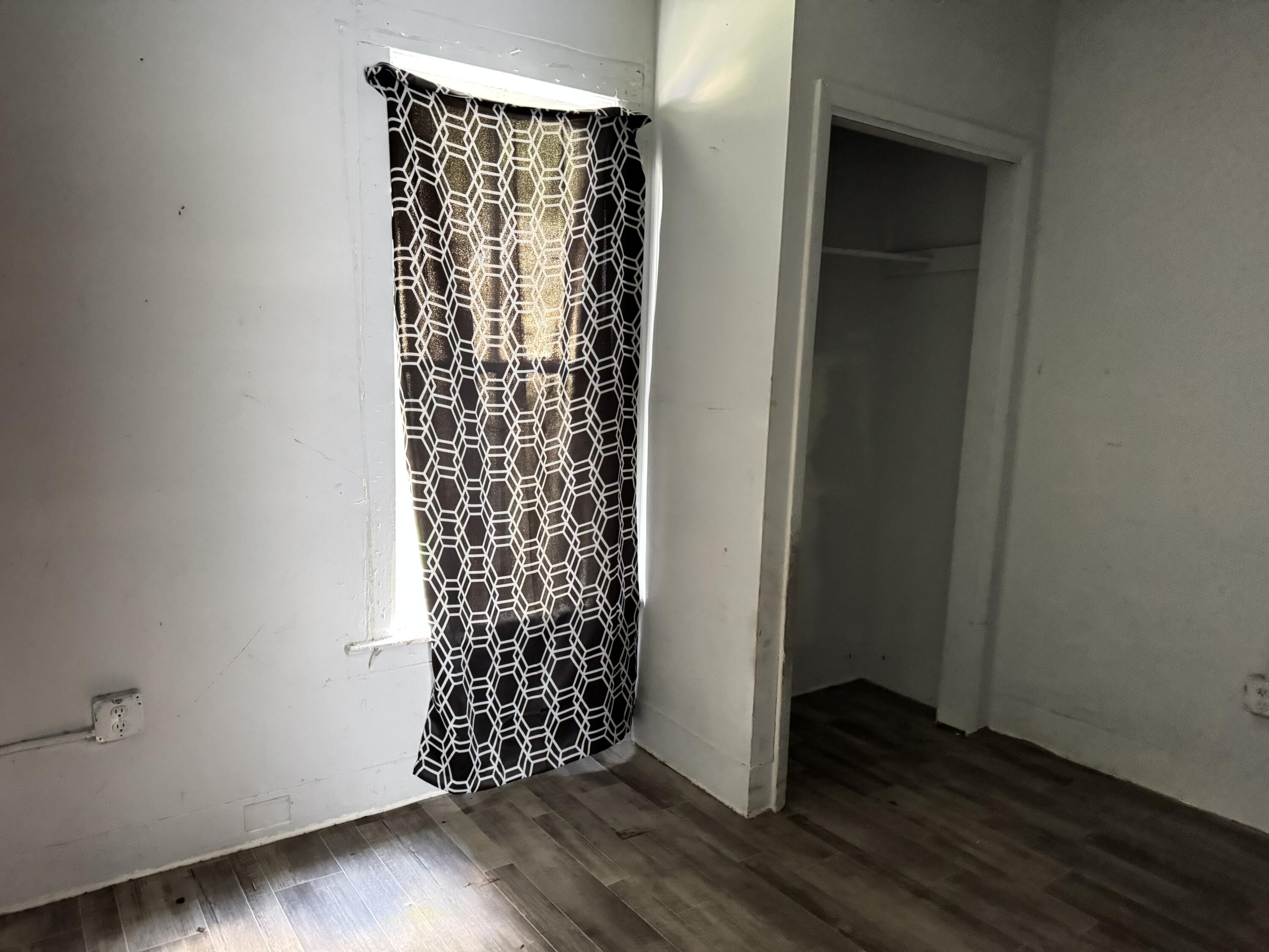 590 Catherine Avenue