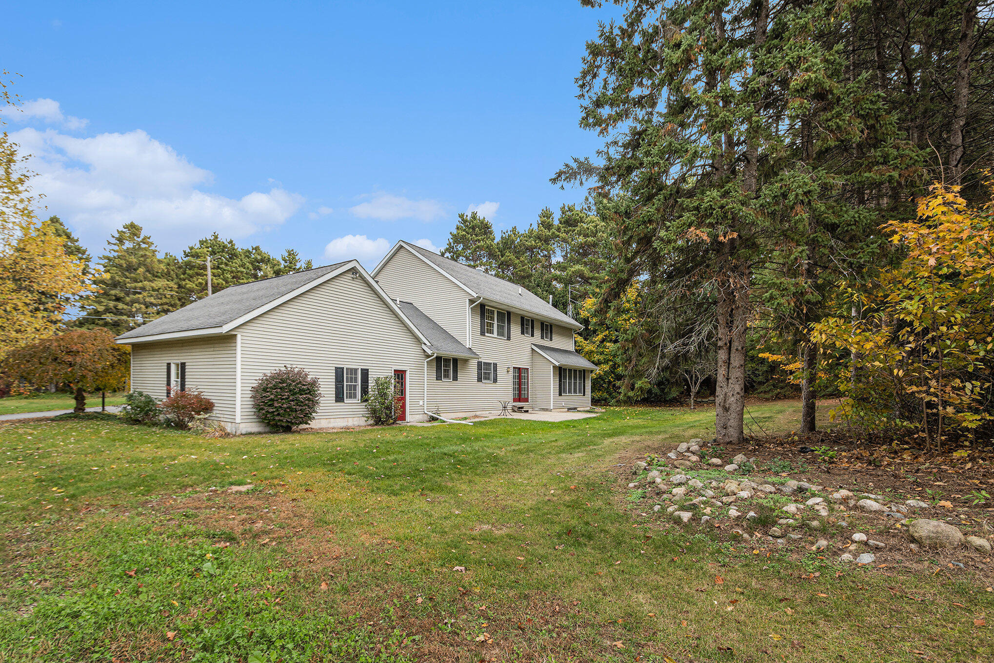 2335 Pine Grove Drive