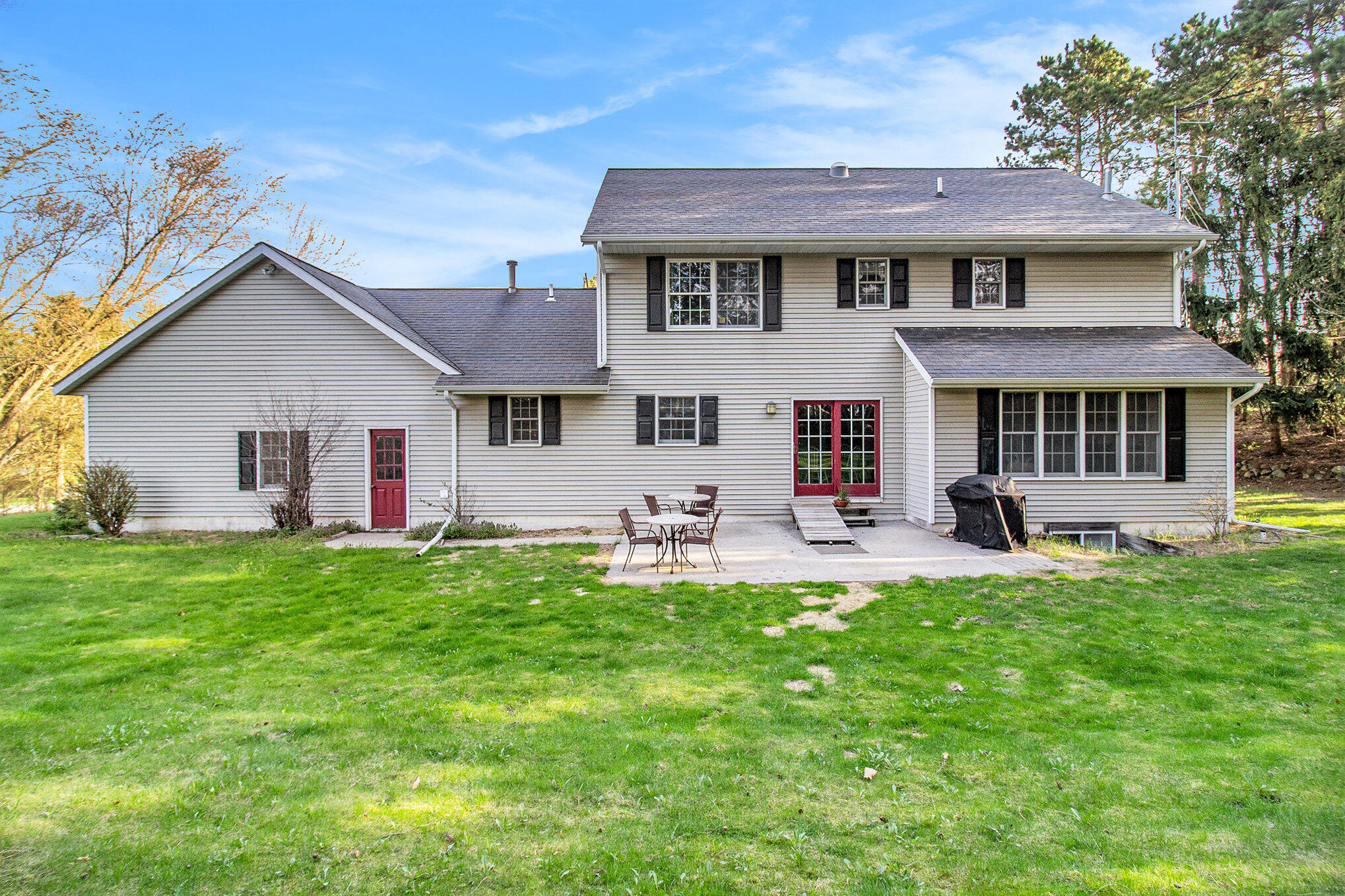 2335 Pine Grove Drive