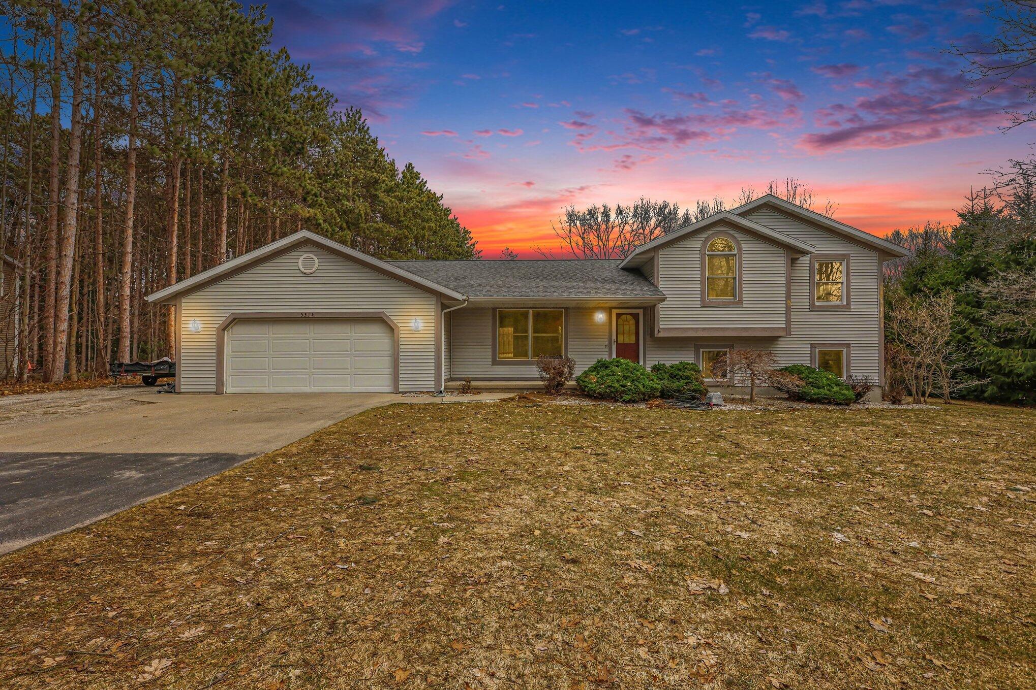 5314 W Lakewood Road