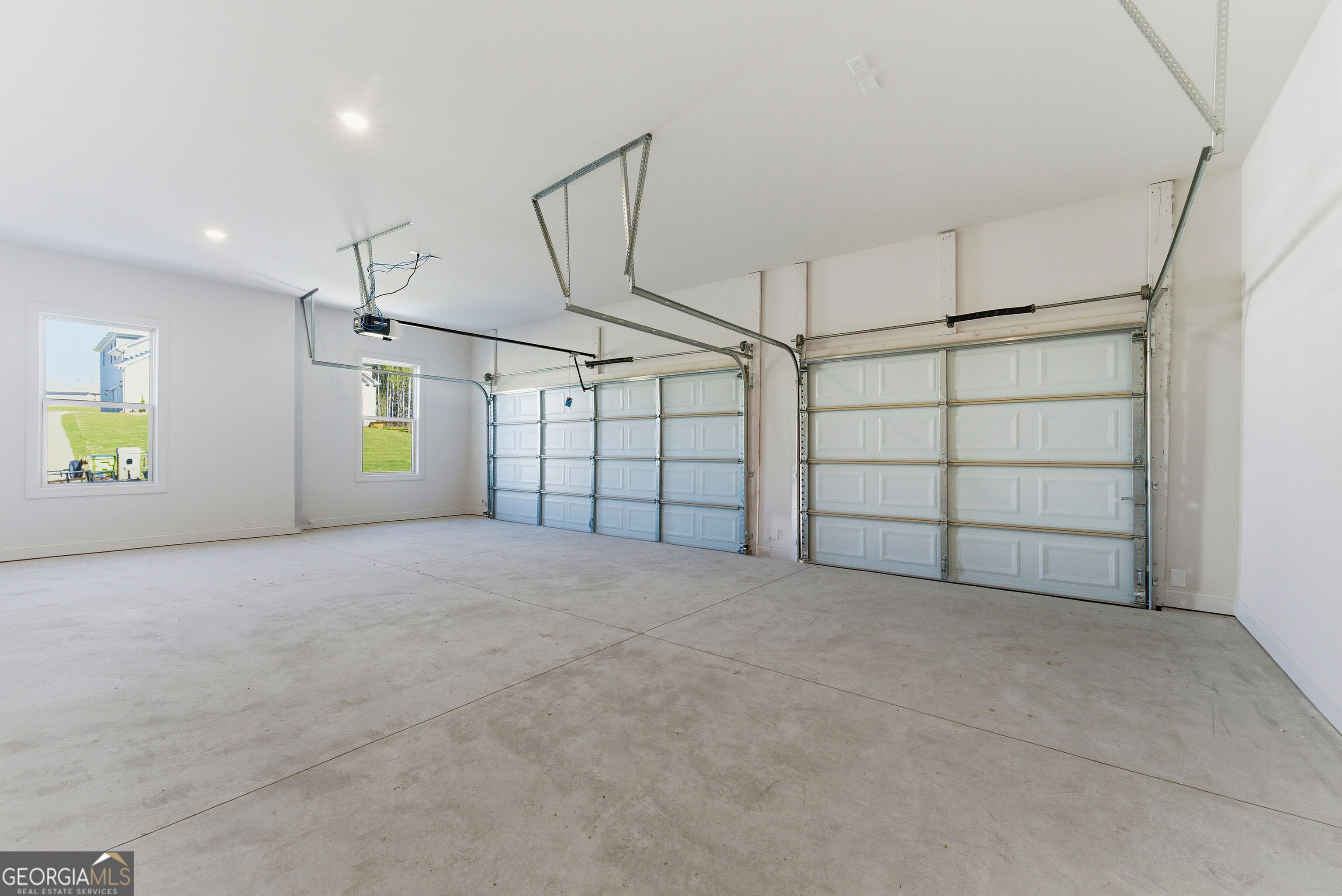 2568 SW Oneil Road # 4