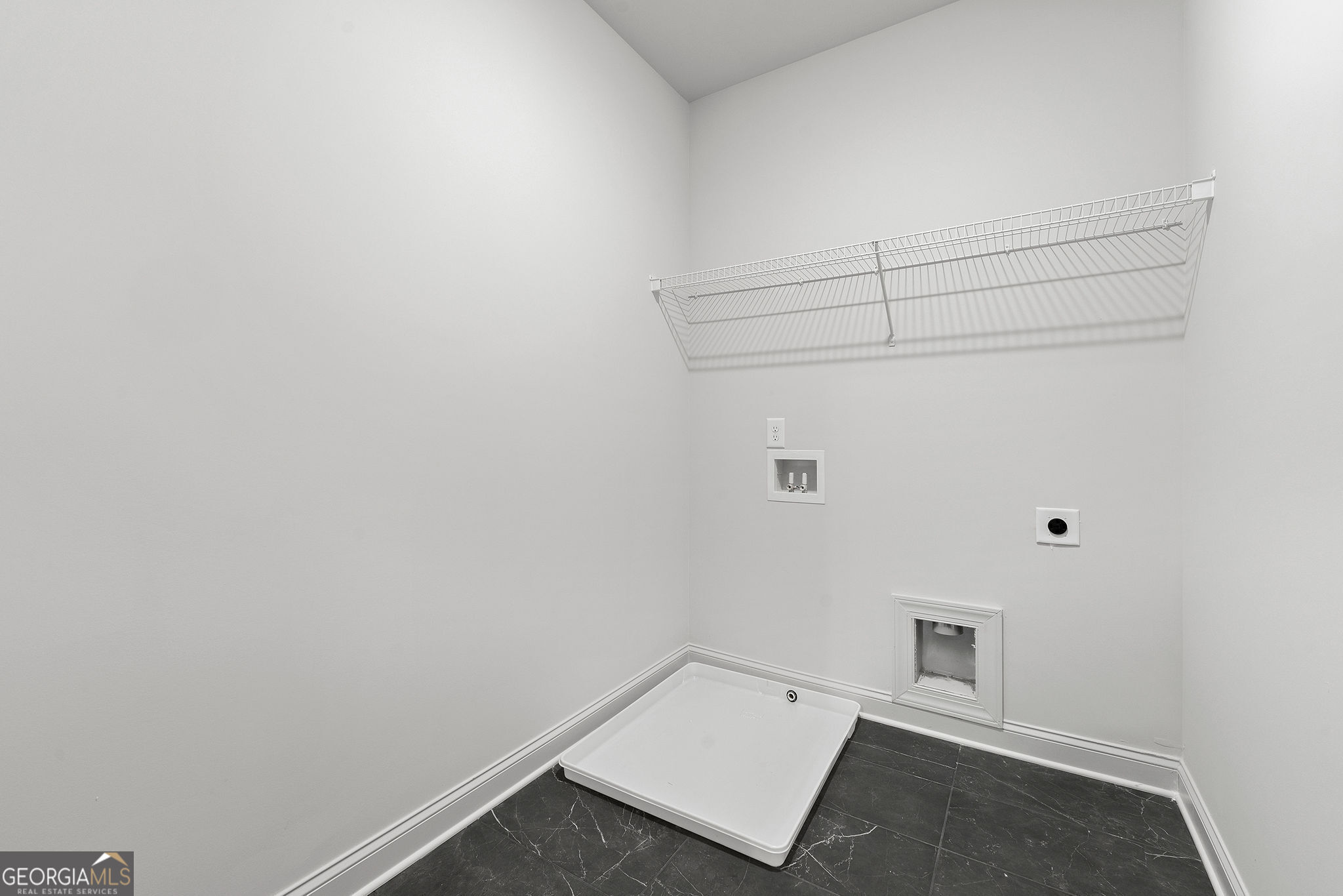 2568 SW Oneil Road # 4