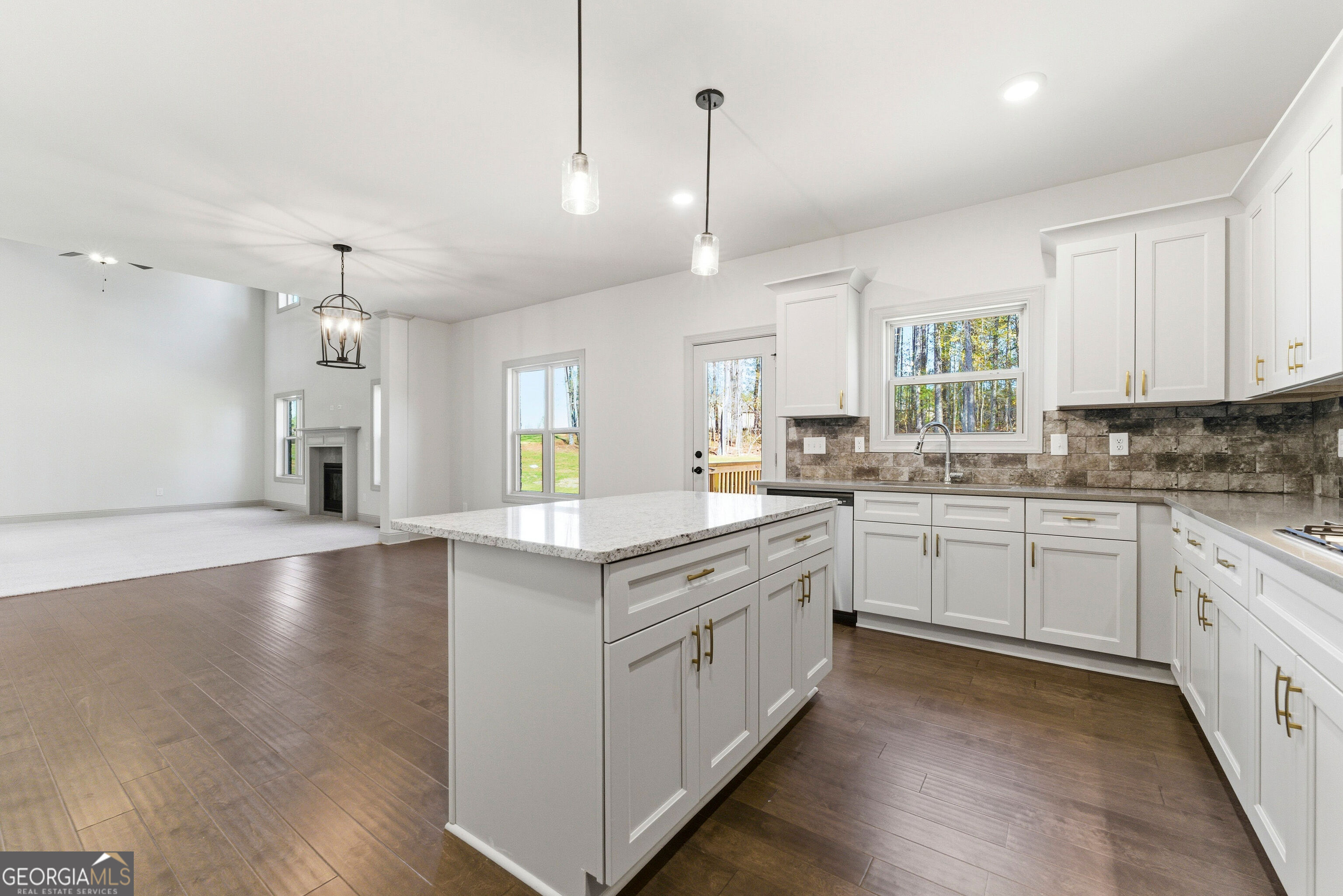 2568 SW Oneil Road # 4