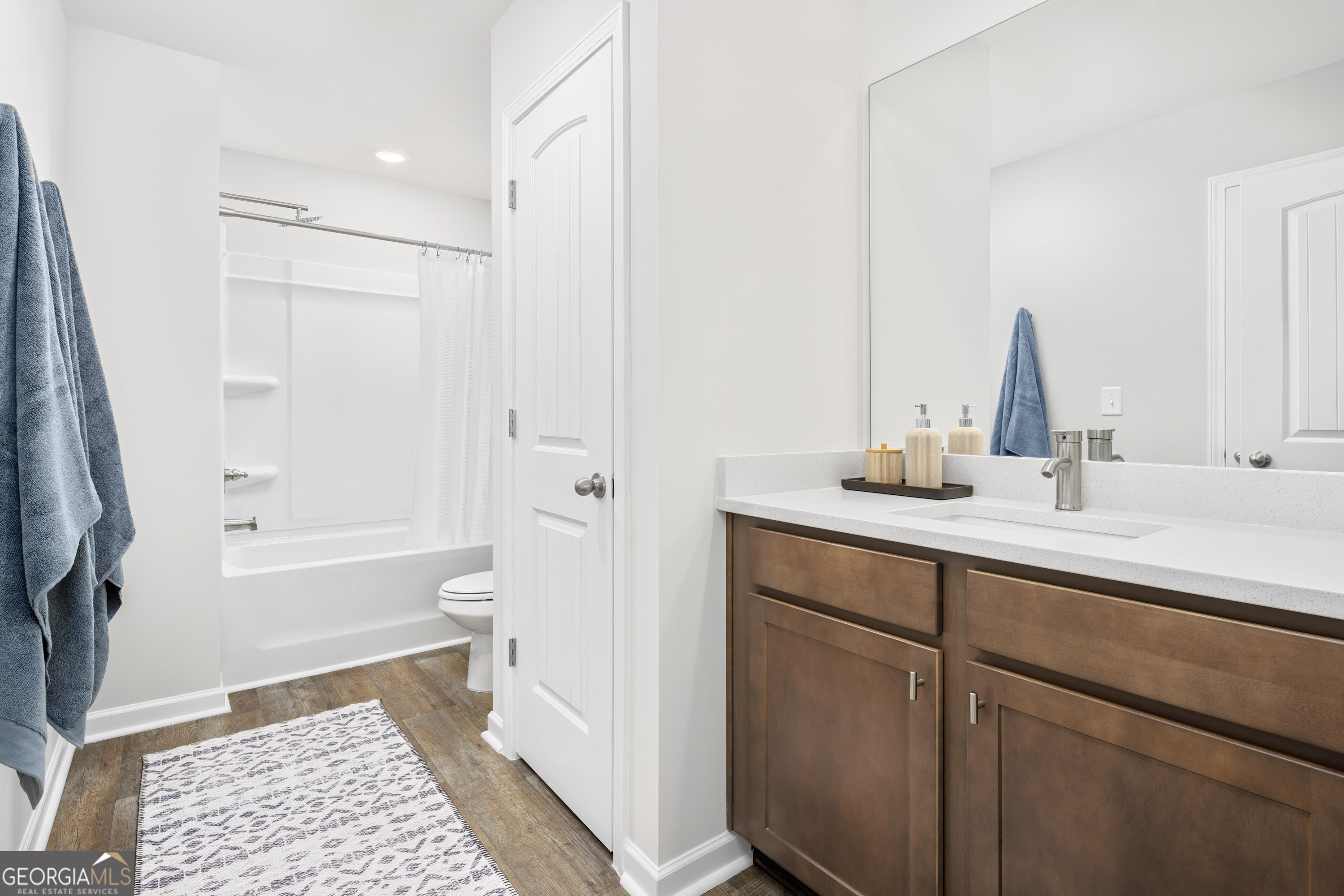 129 SE Honey Creek Road # 4