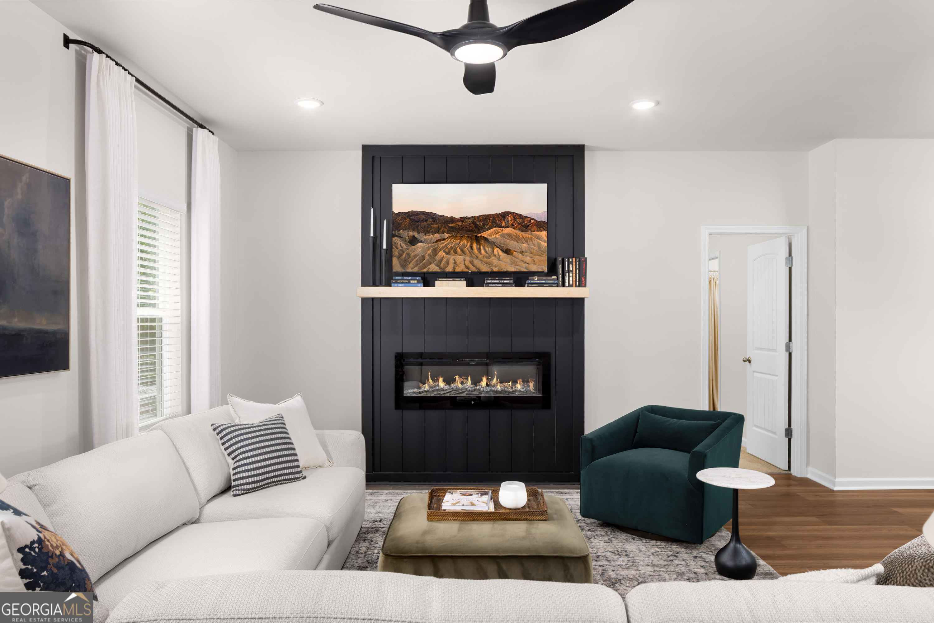 129 SE Honey Creek Road # 4