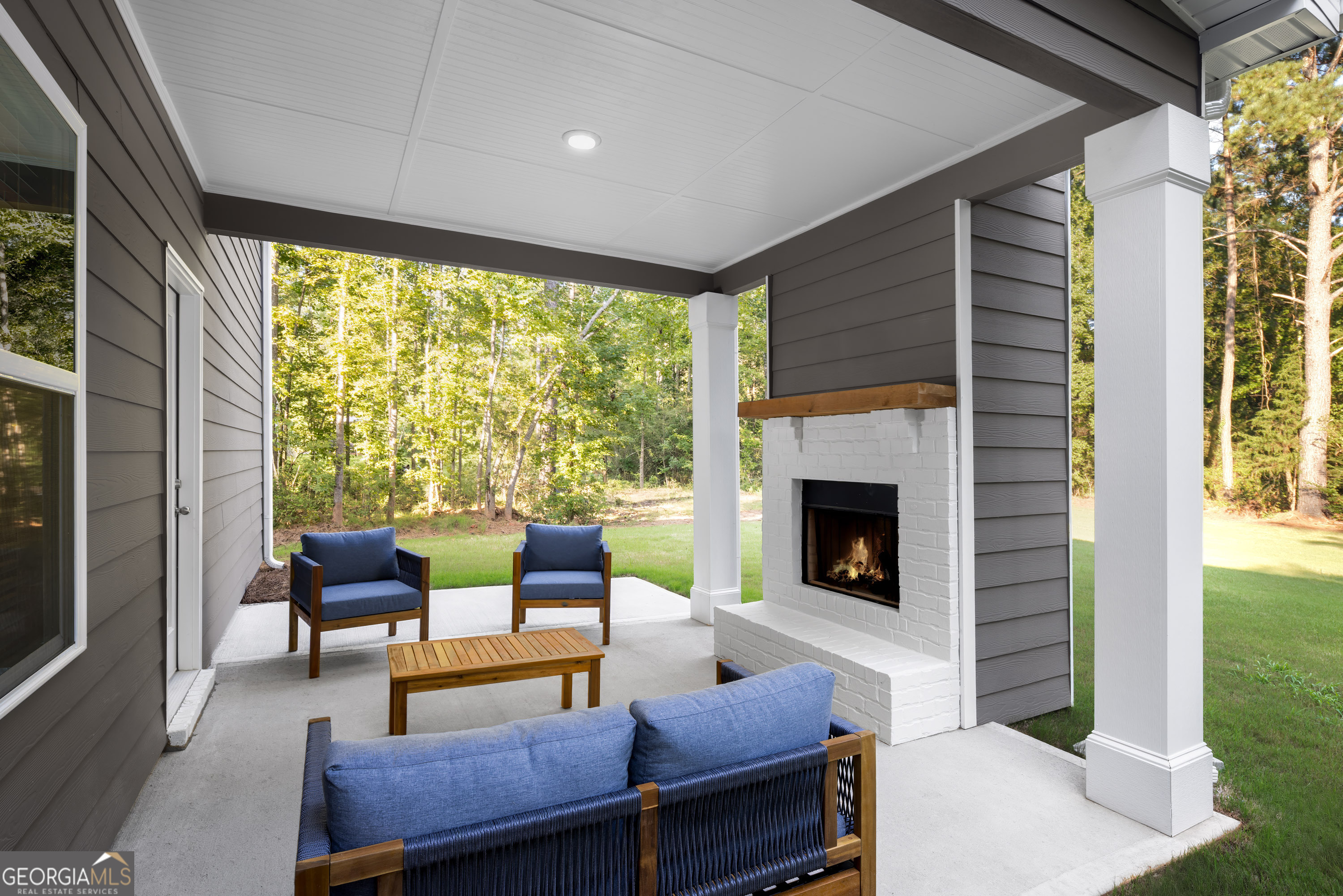 129 SE Honey Creek Road # 4