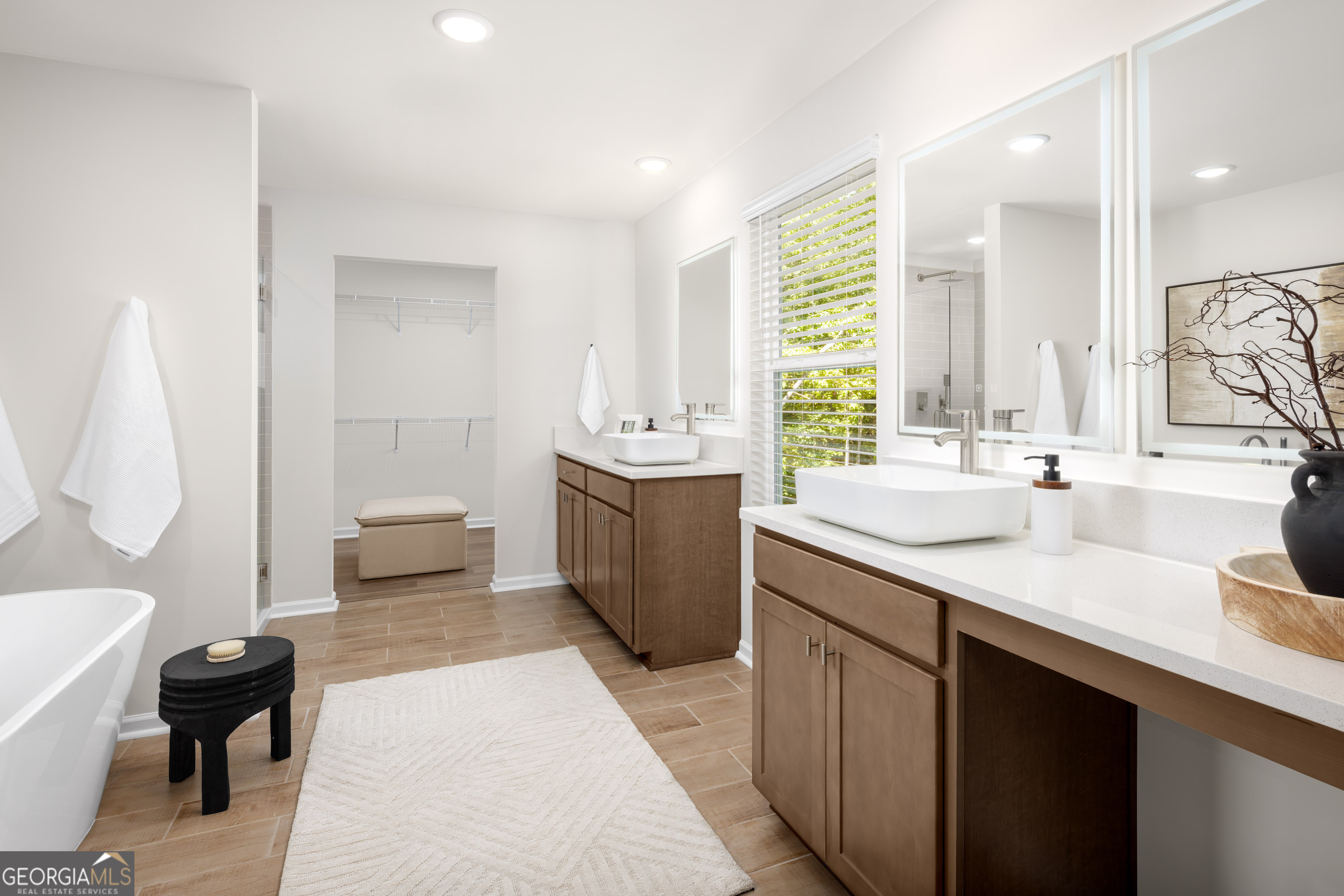 129 SE Honey Creek Road # 4