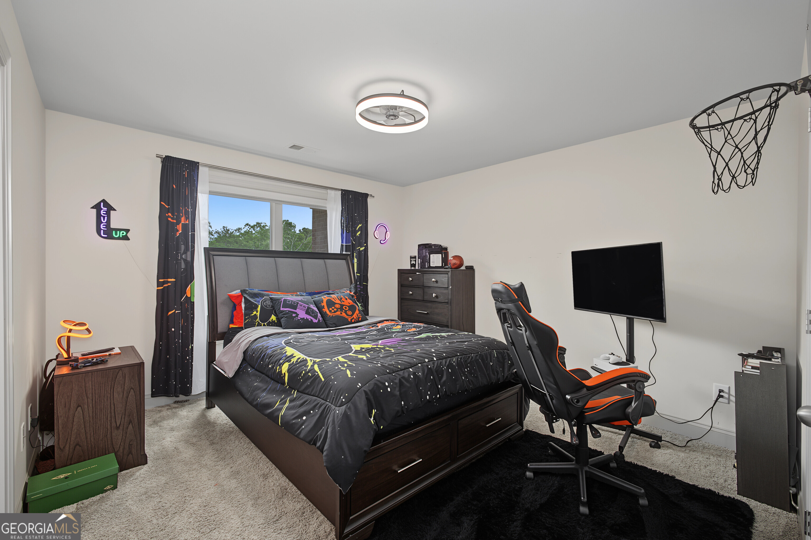 5960 Langdale Chase