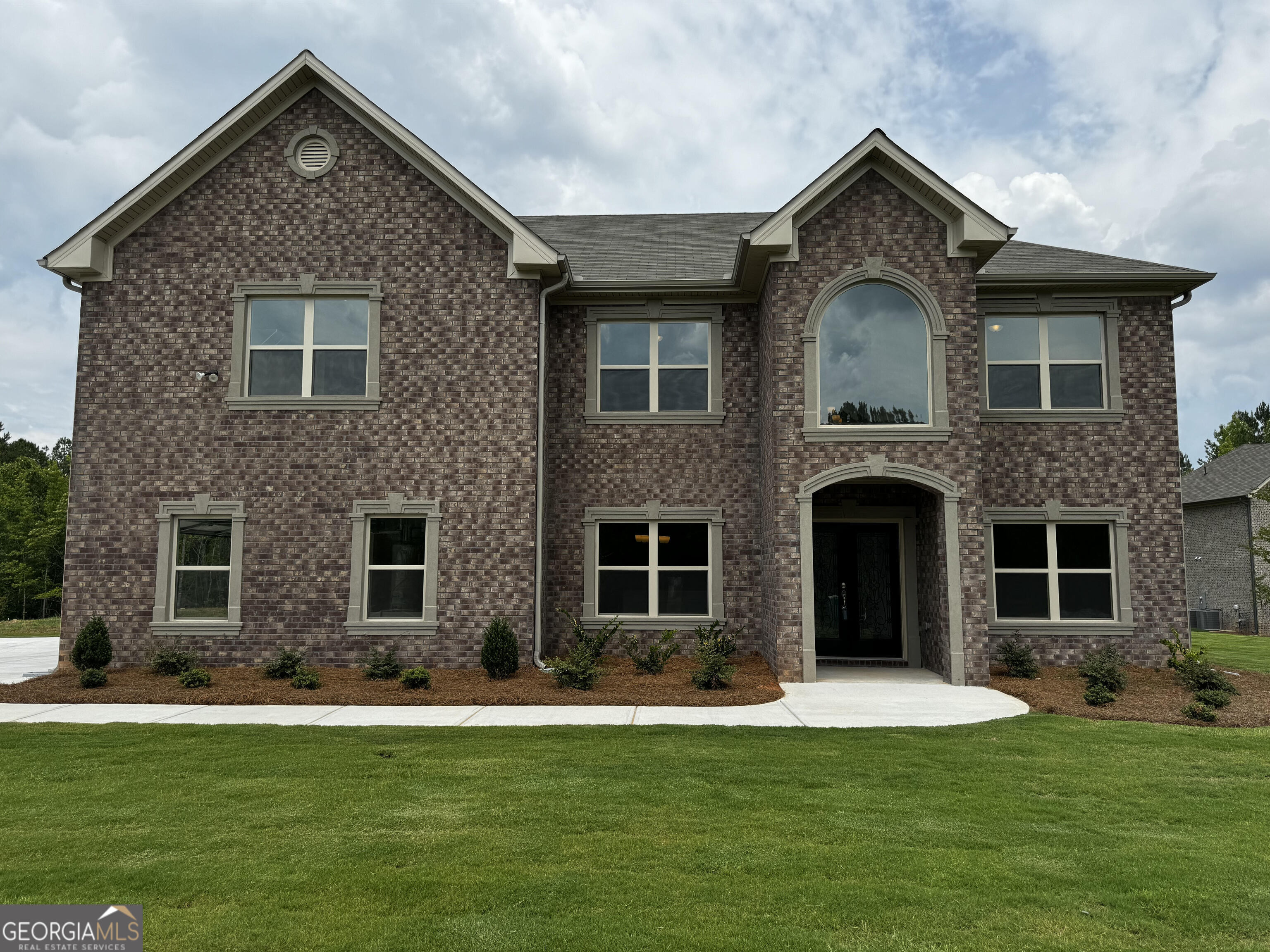 6050 Belmont Drive # 27