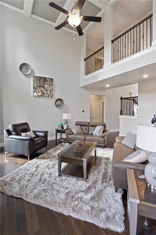 820 Botanica Way