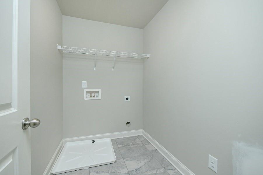 252 Basie Loop