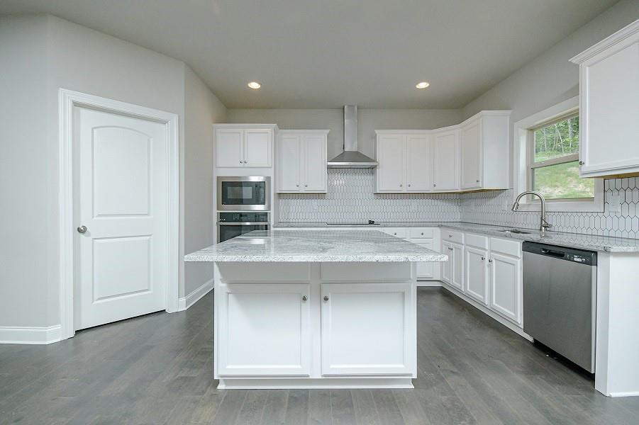 252 Basie Loop