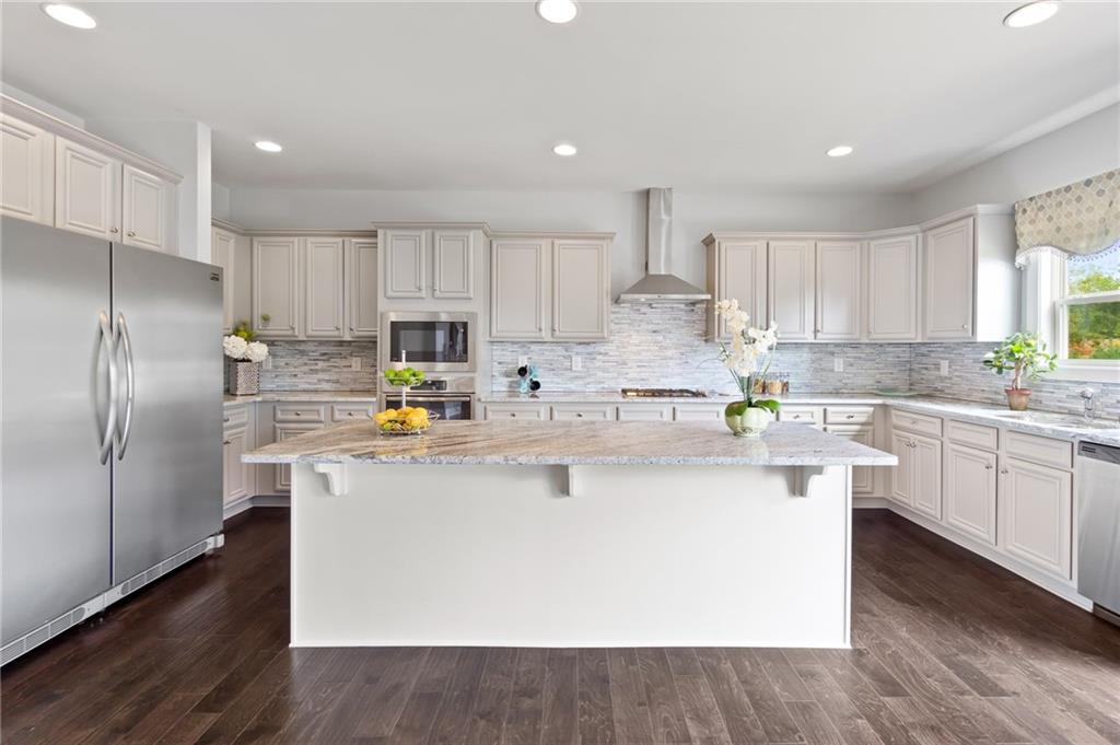 246 Basie Loop