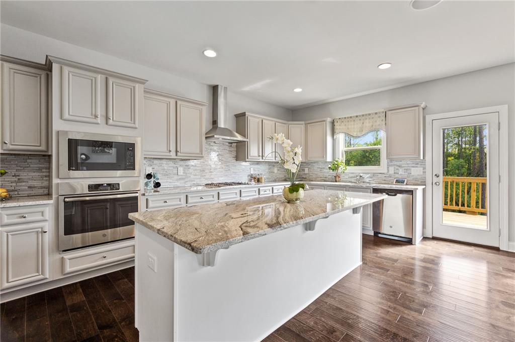246 Basie Loop
