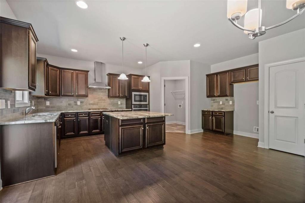 248 Basie Loop