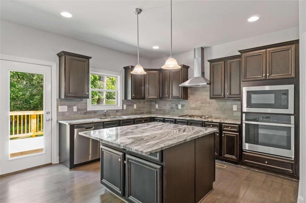 248 Basie Loop