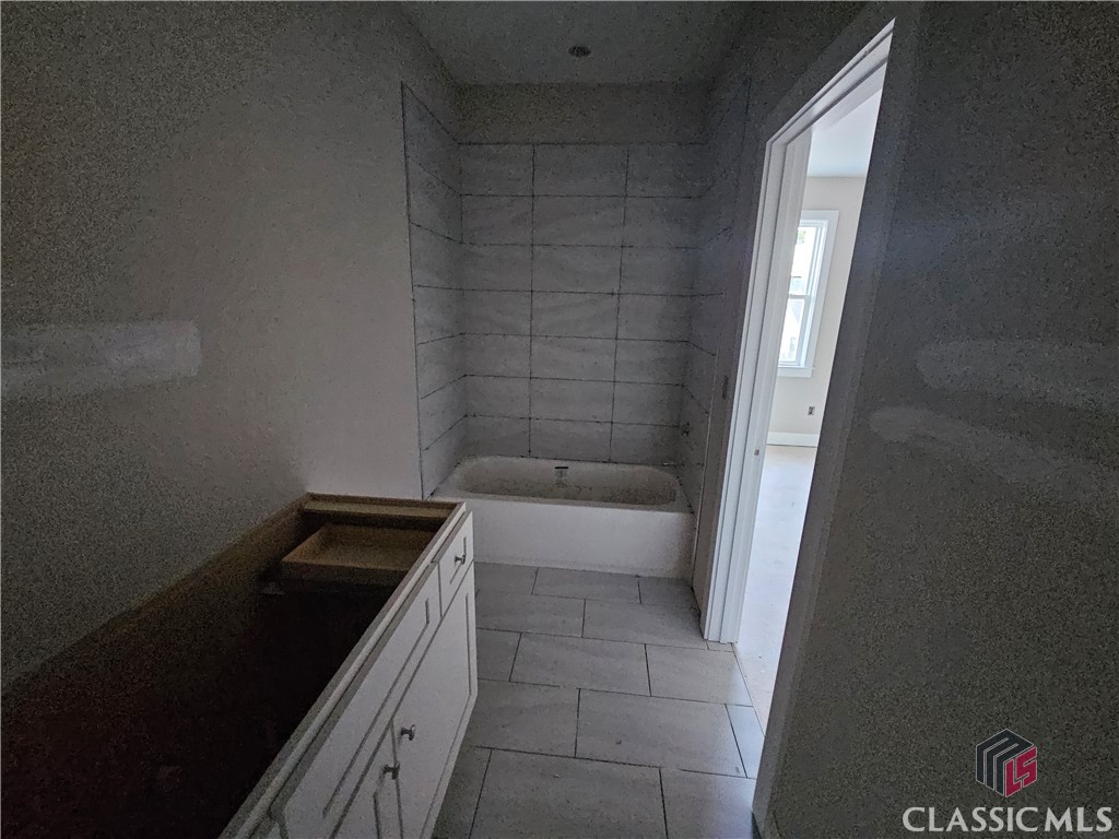 1455 Silo Bend 11/C4