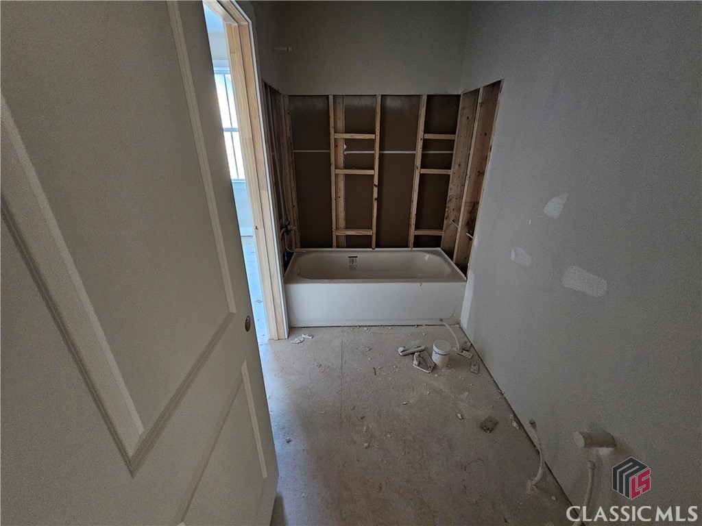 1205 Silo Bend 7/B2