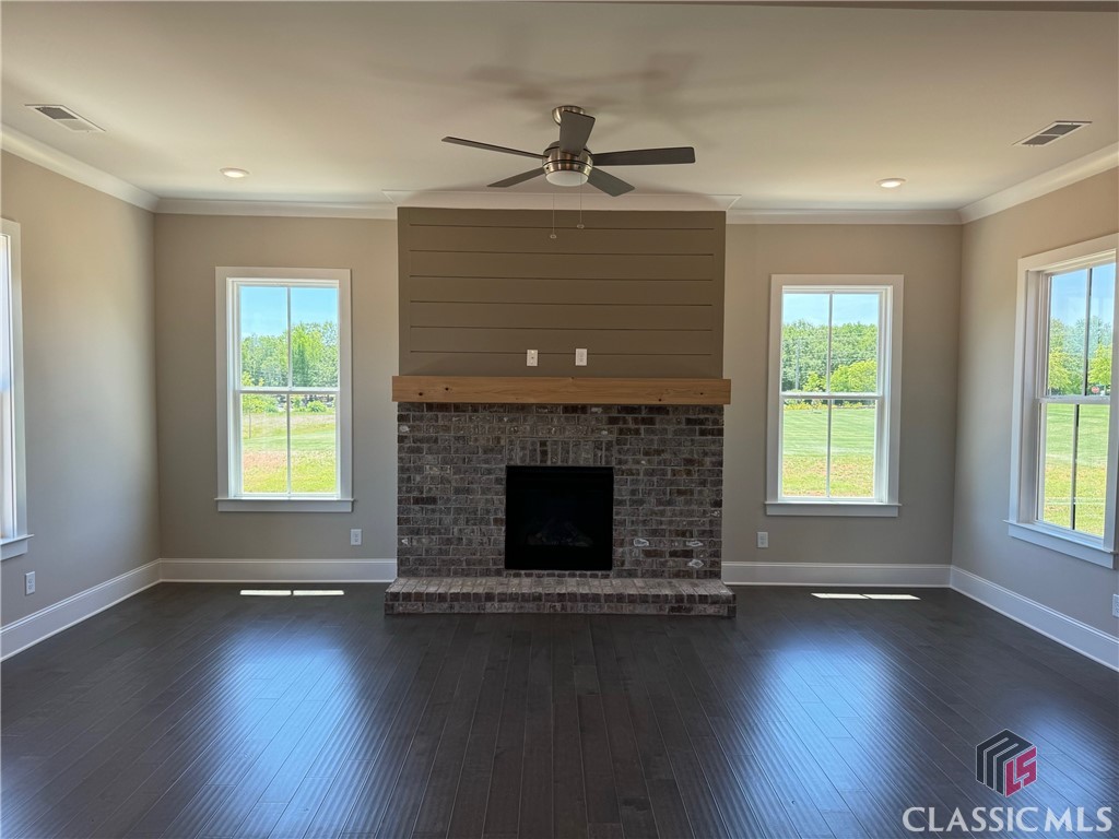 1355 Melody Bend 4