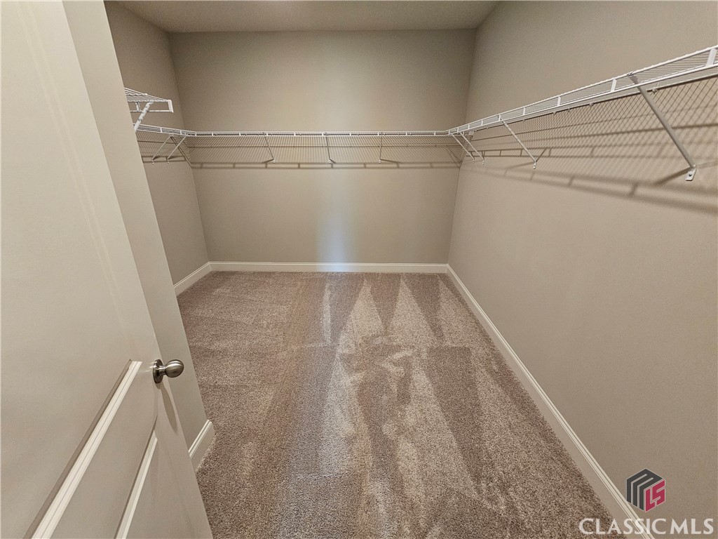 1772 Silo Bend 35 / F4