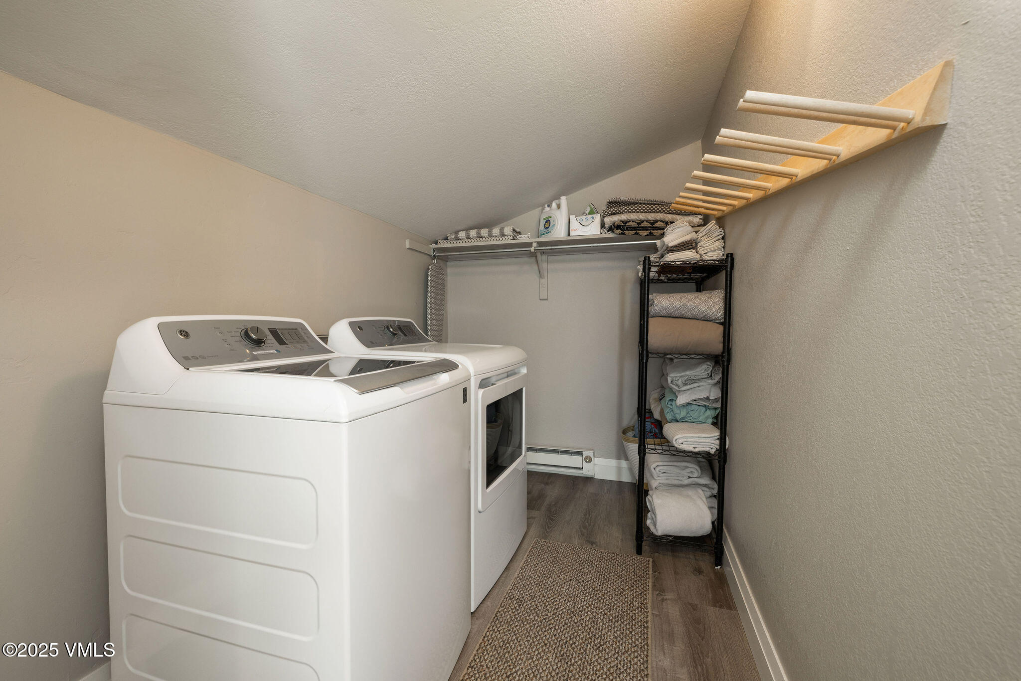 4470 Timber Falls Court, 1407