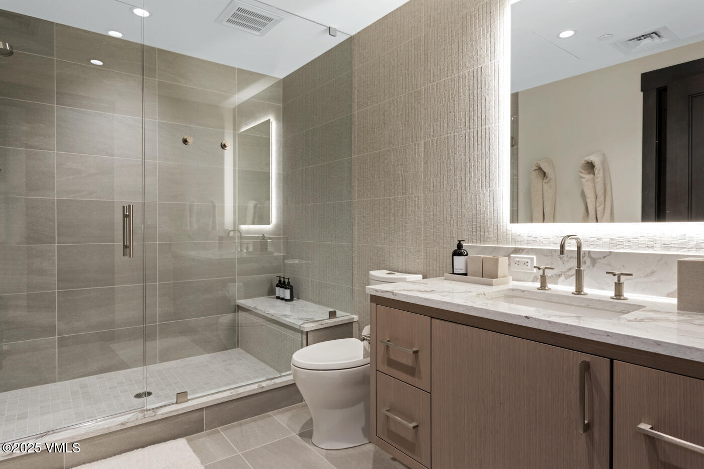 42 Riverfront Lane, 104 104