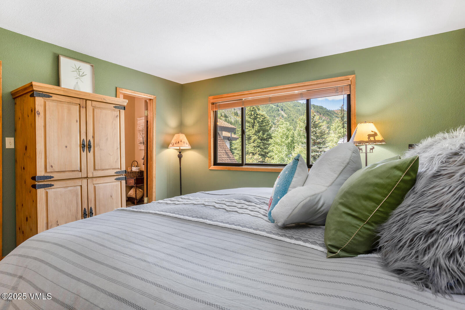 425 Deer Boulevard, B, Eagle-Vail Unit: B