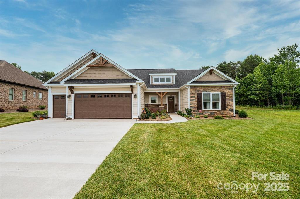 4190 Holly Circle NE